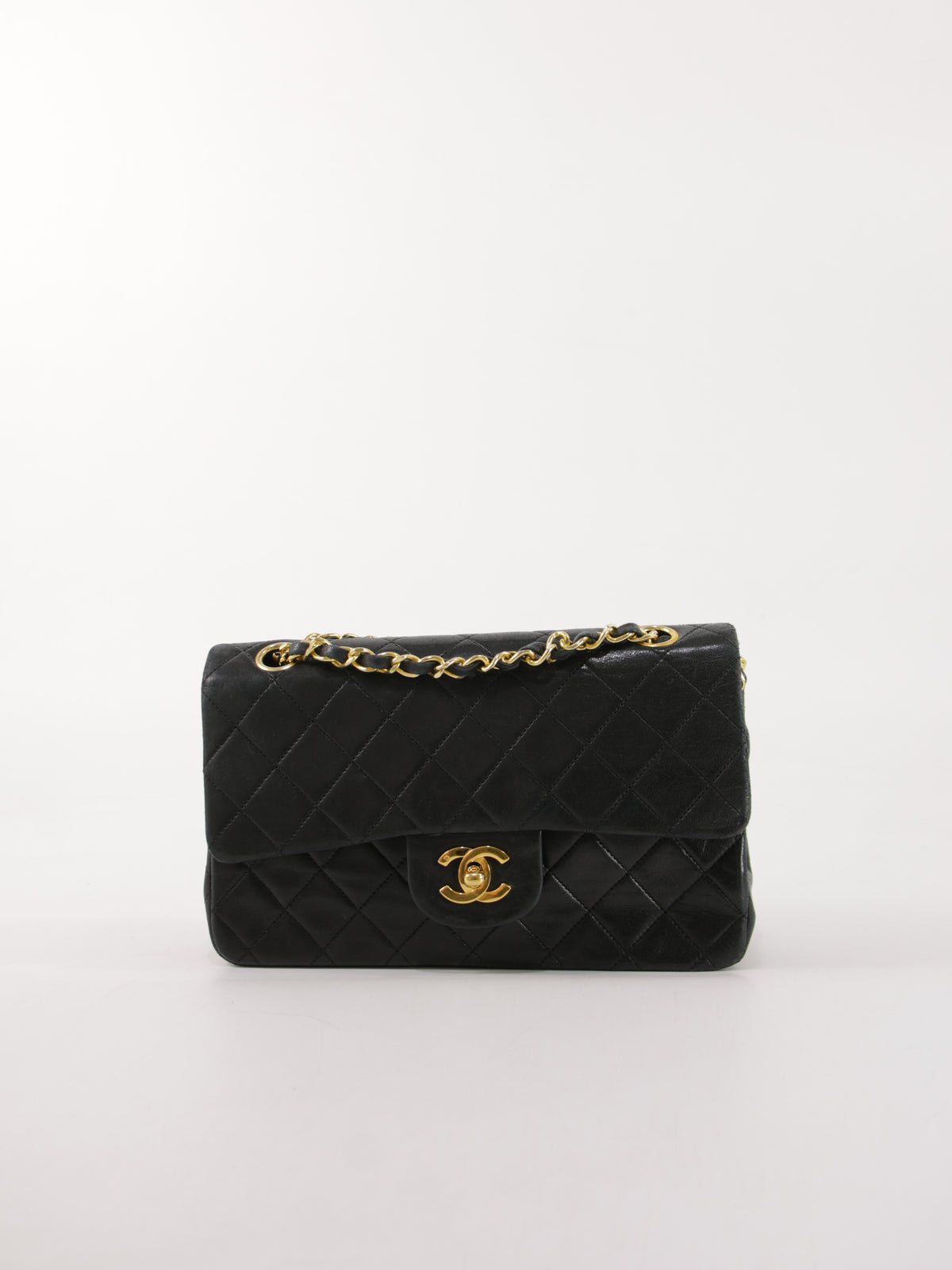 CHANEL SMALL CLASSIC FLAP