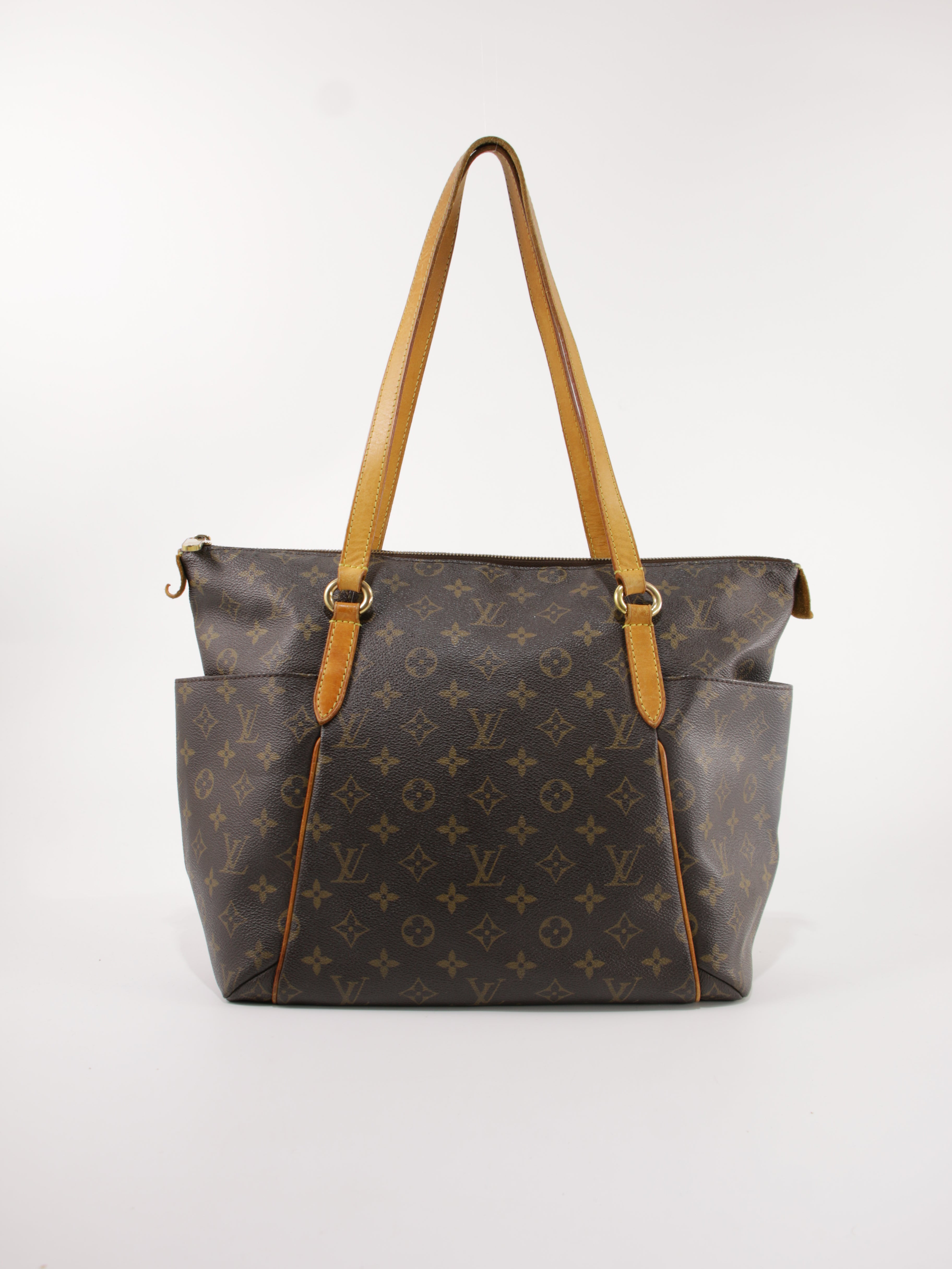 LOUIS VUITTON TOTALLY MM
