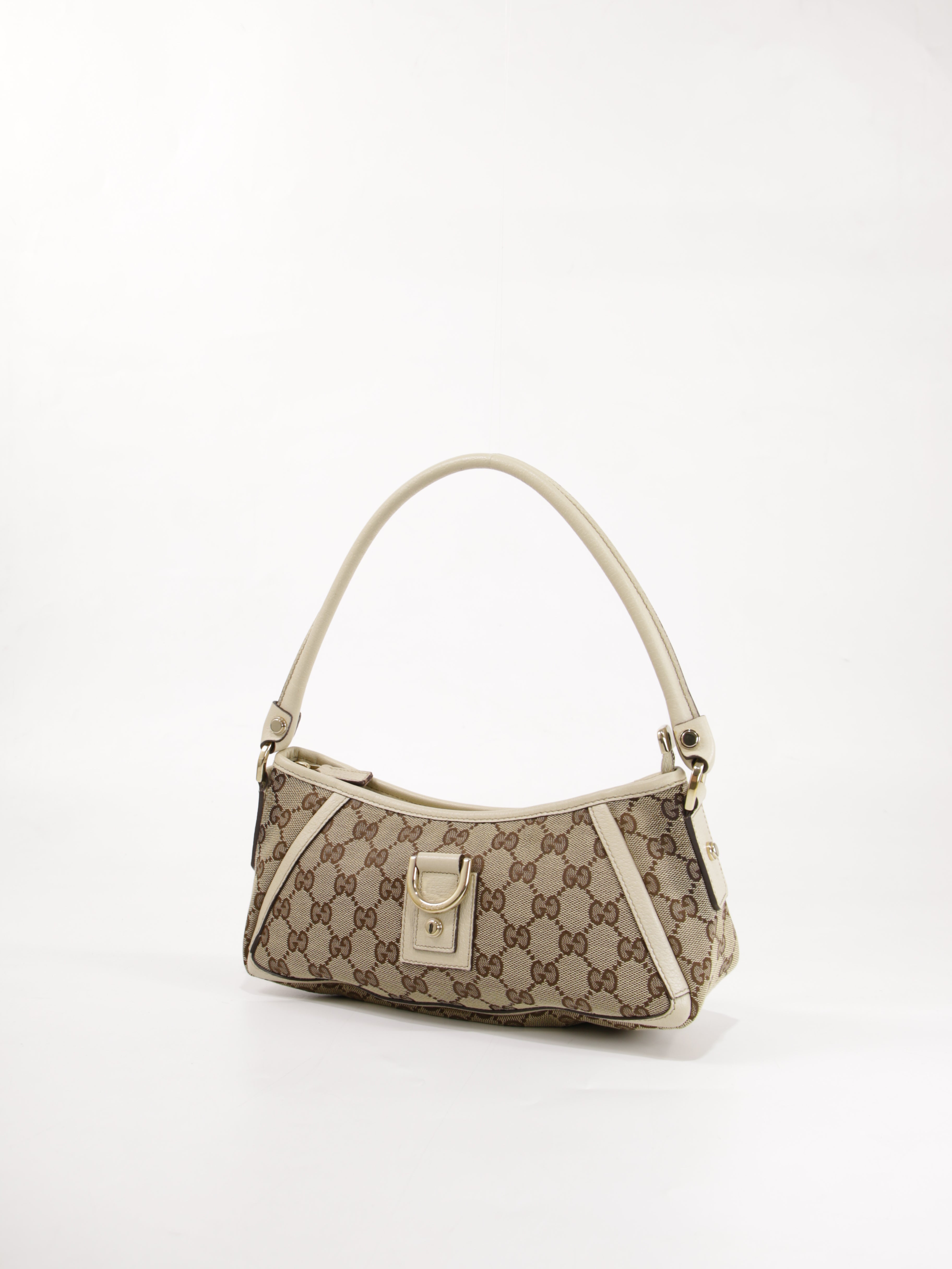 Abbey D-Ring Pochette