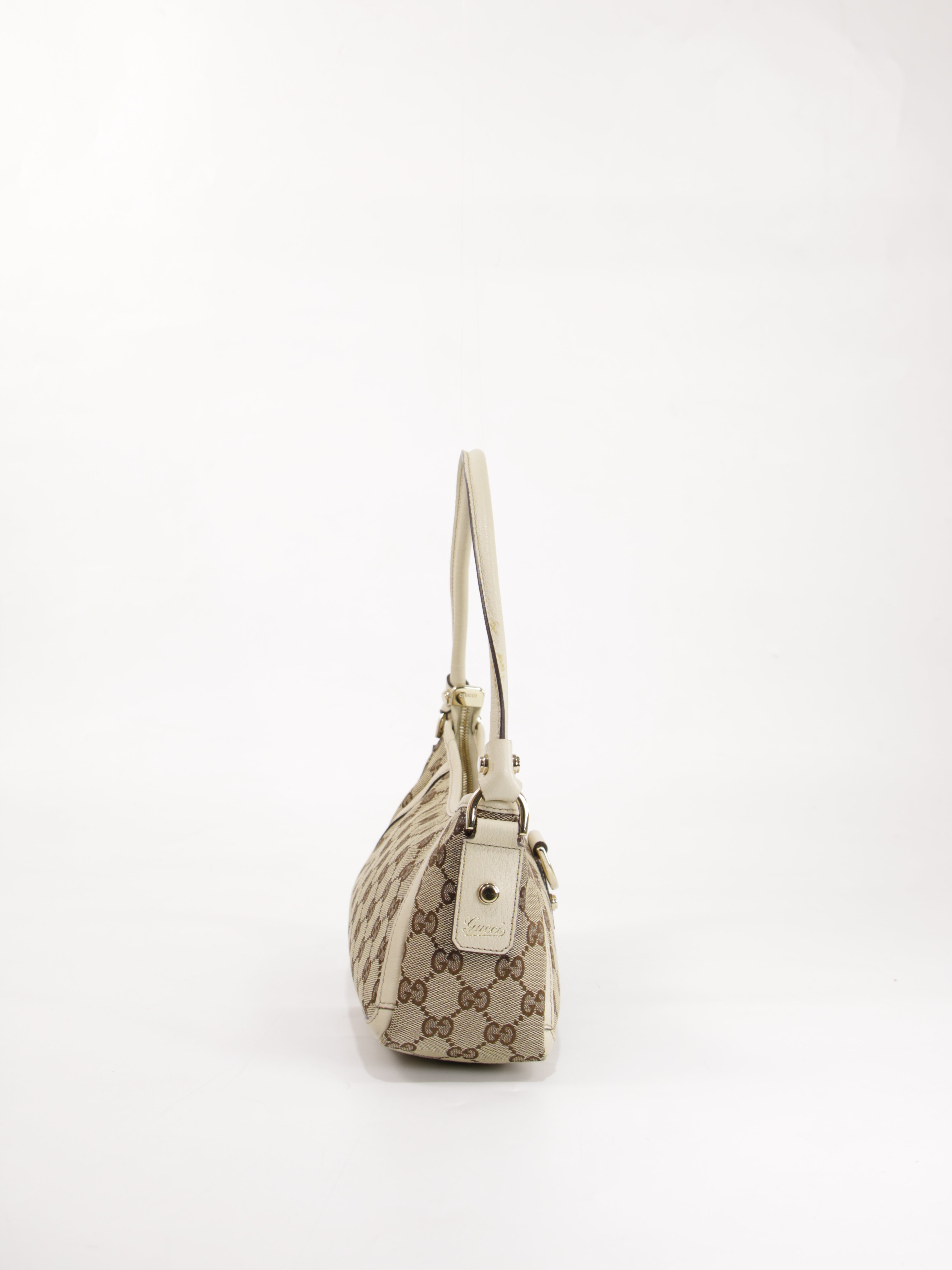 Abbey D-Ring Pochette
