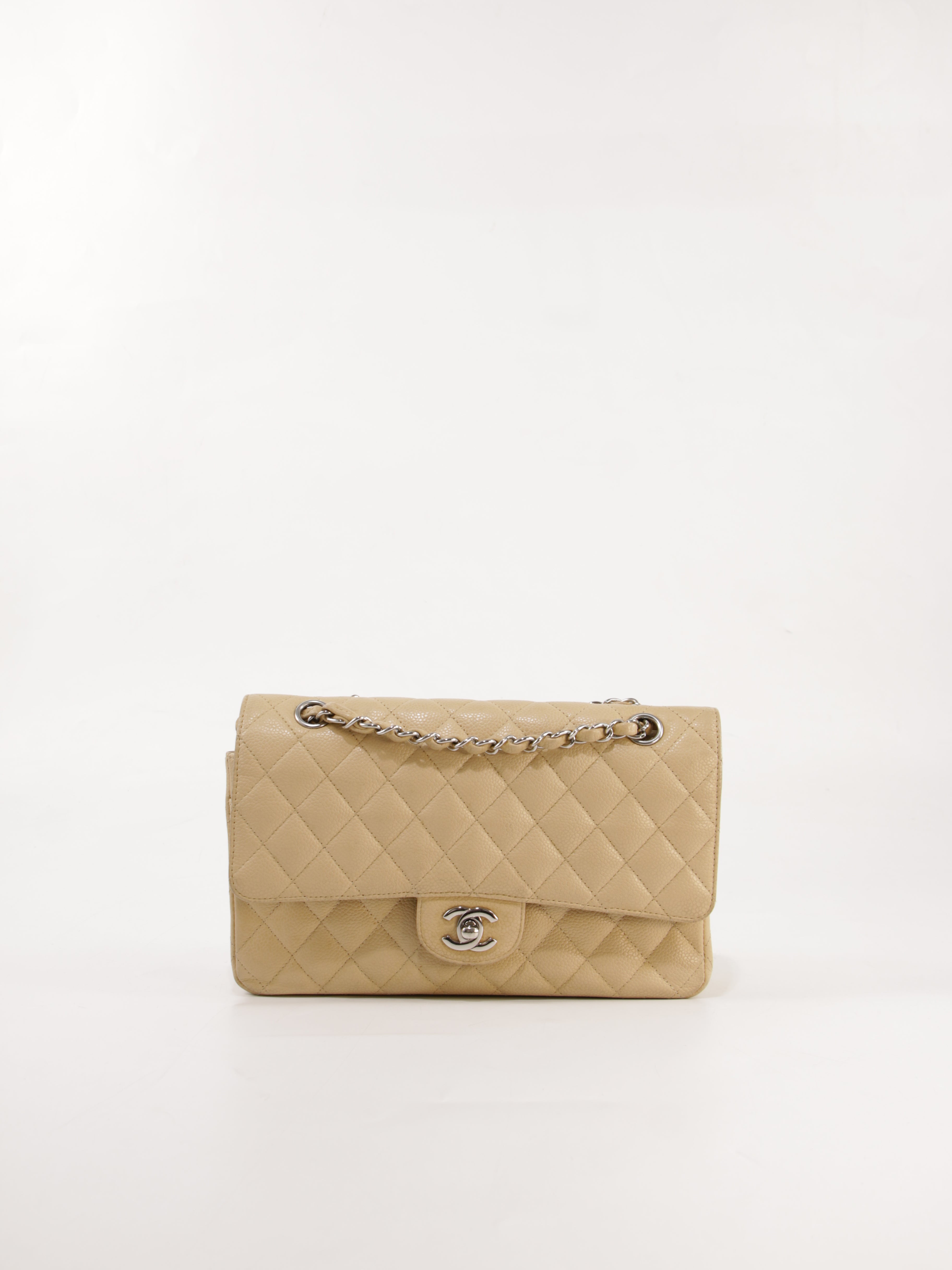 Medium Classic Flap