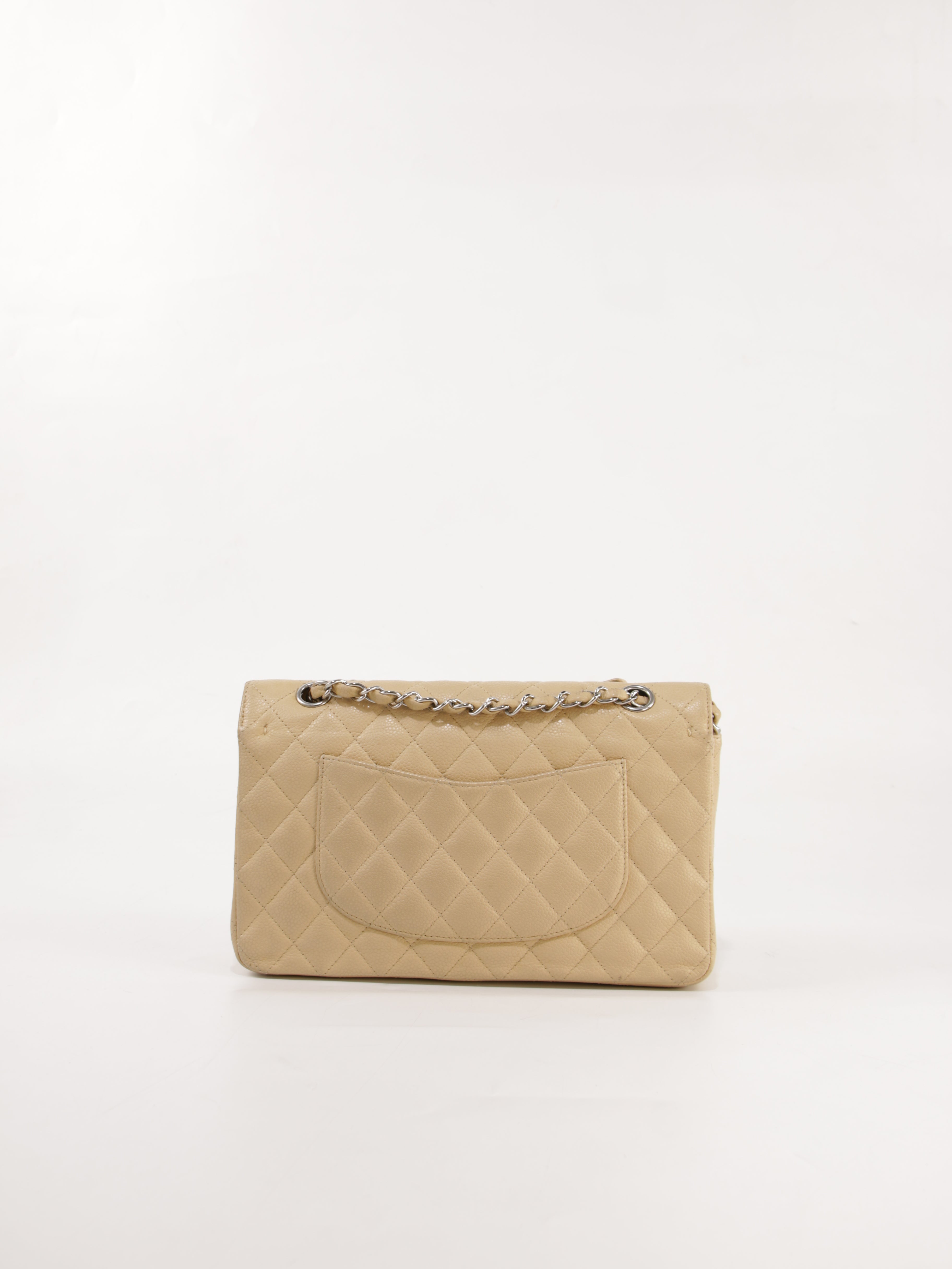 Medium Classic Flap