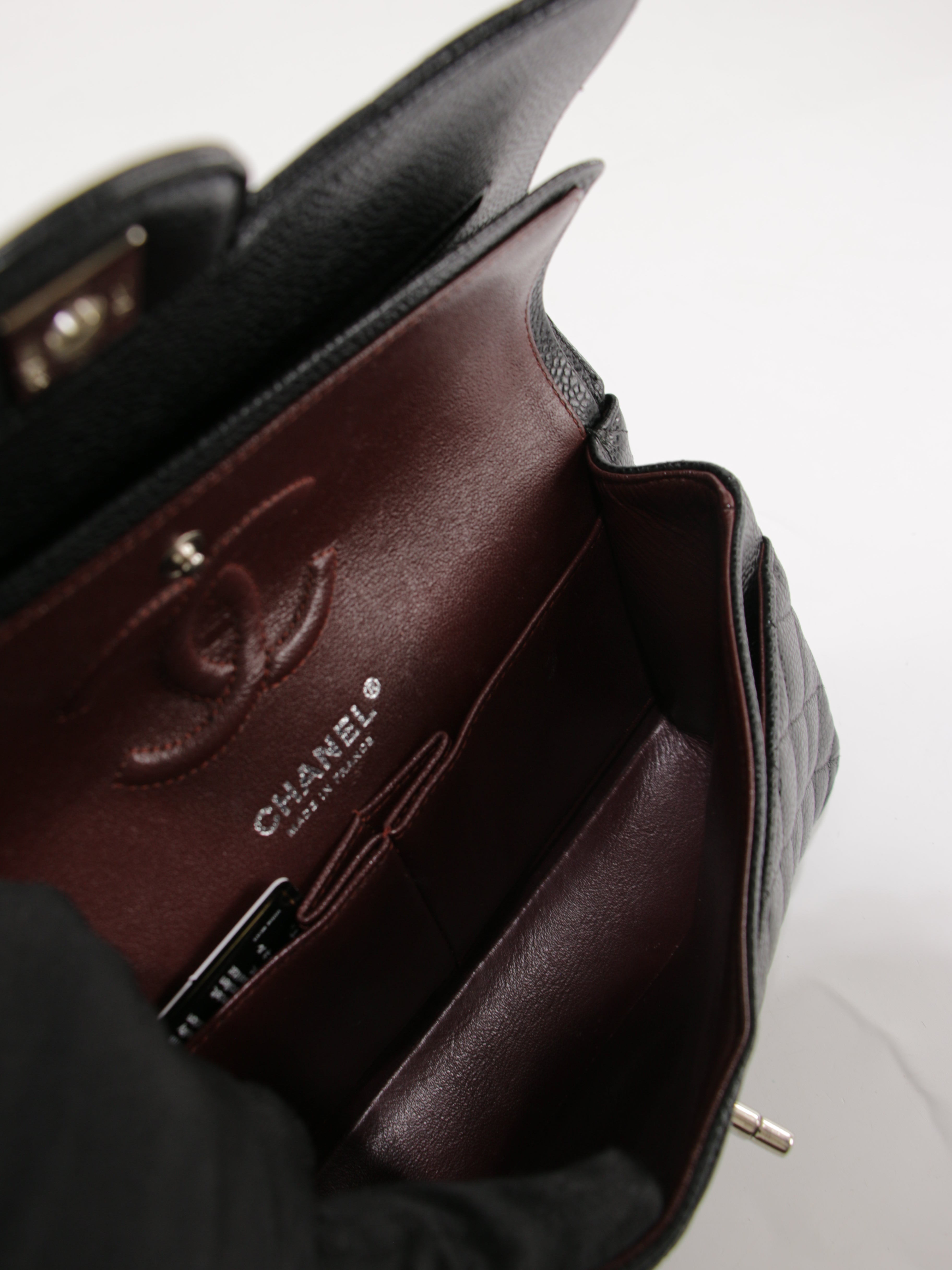 Small Classic Flap