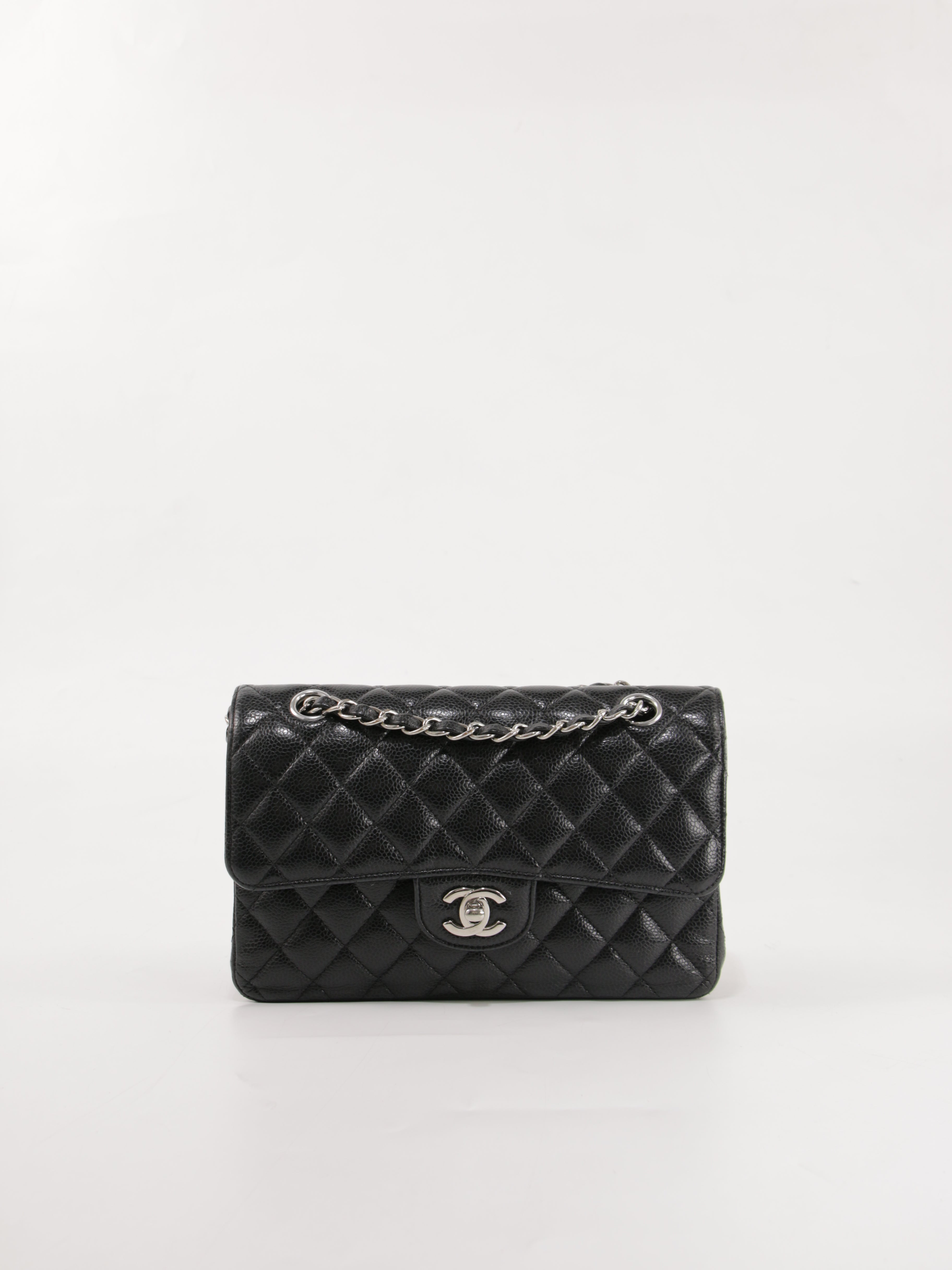 Small Classic Flap