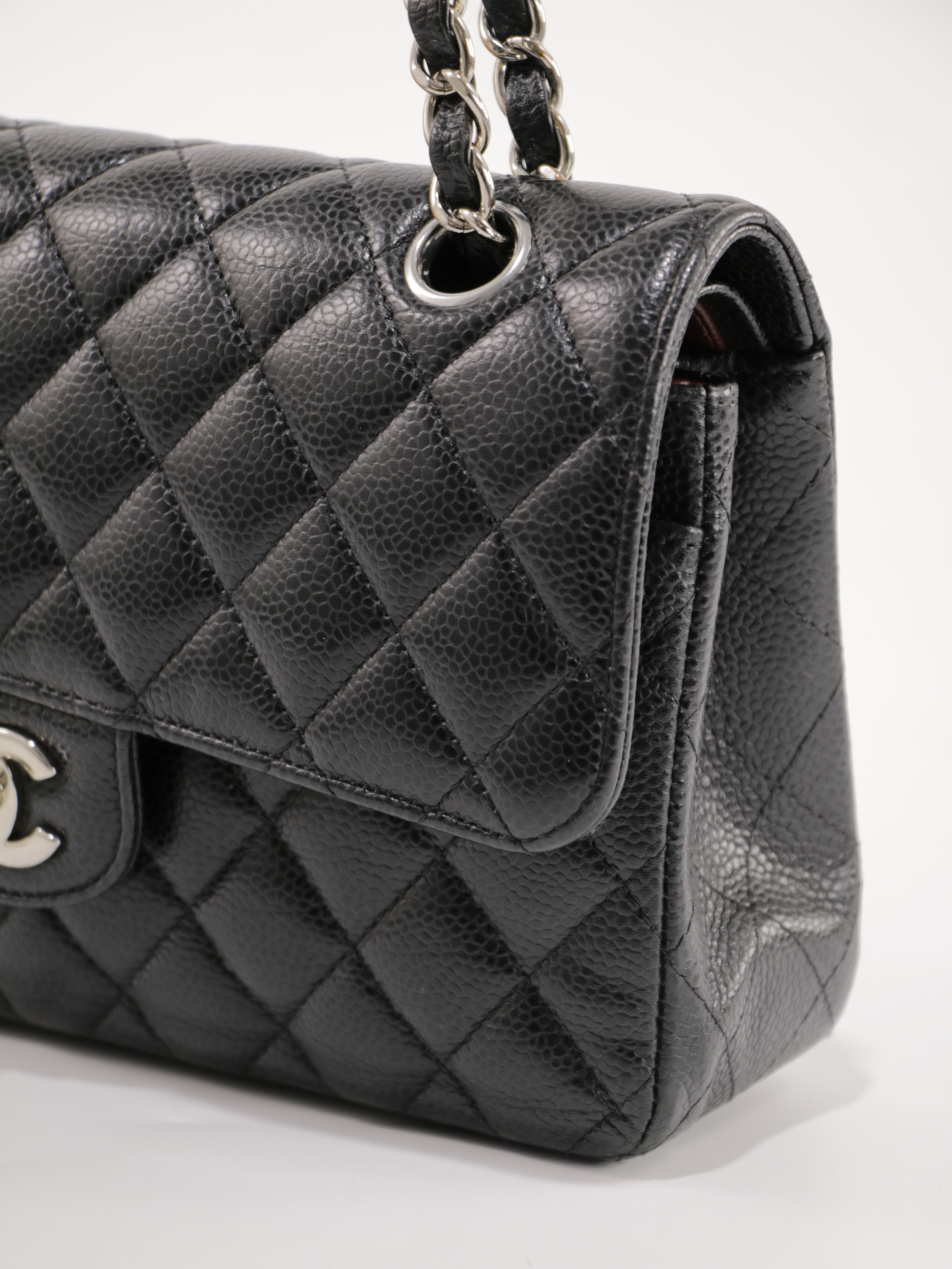 Small Classic Flap