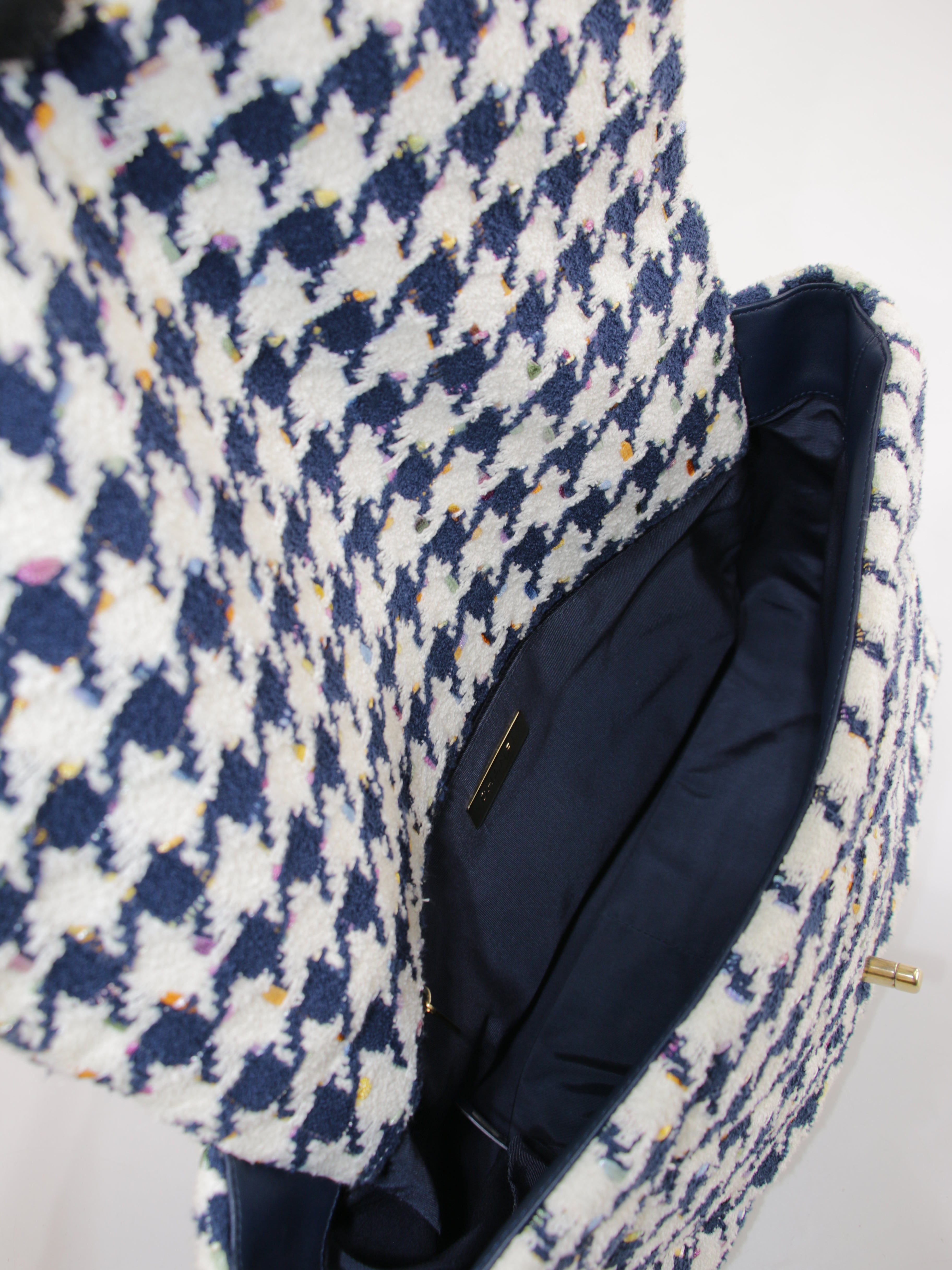 19 Flap Bag