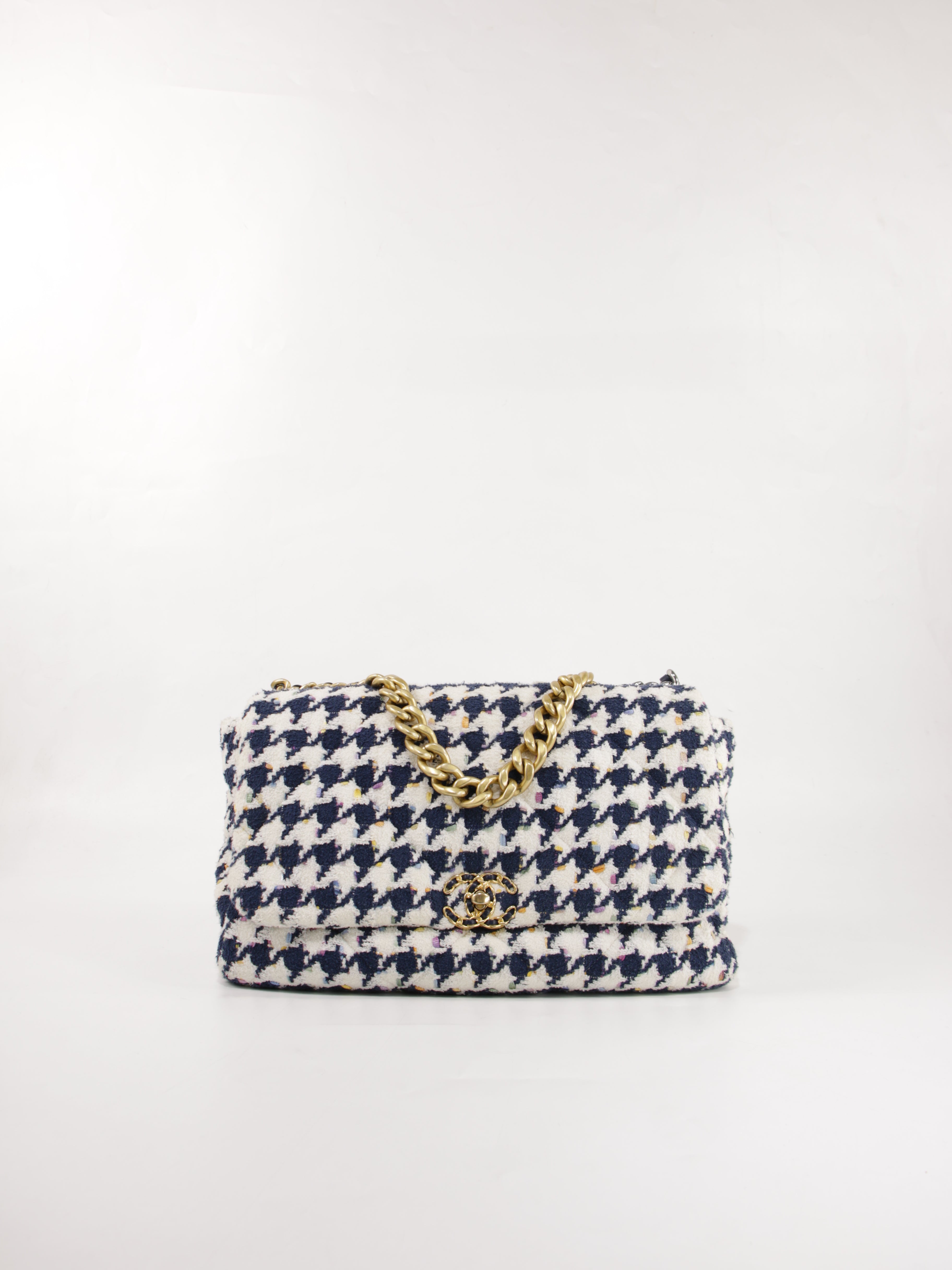 19 Flap Bag