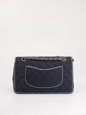 Medium Classic Flap
