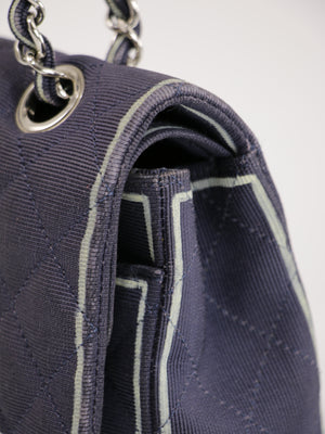Medium Classic Flap