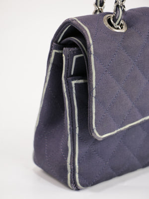 Medium Classic Flap