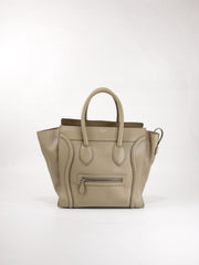 Medium luggage