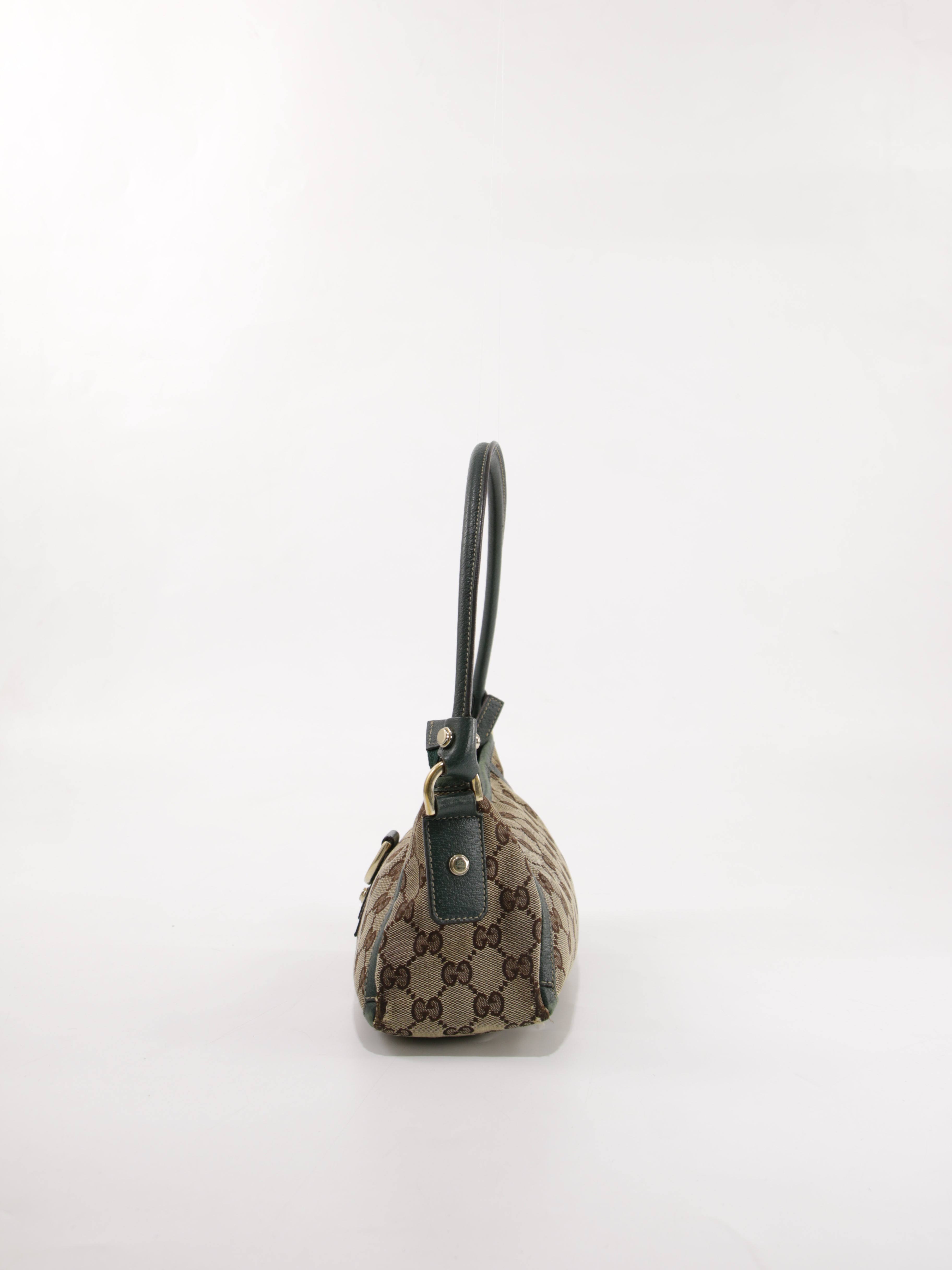 Abbey D-Ring Pochette