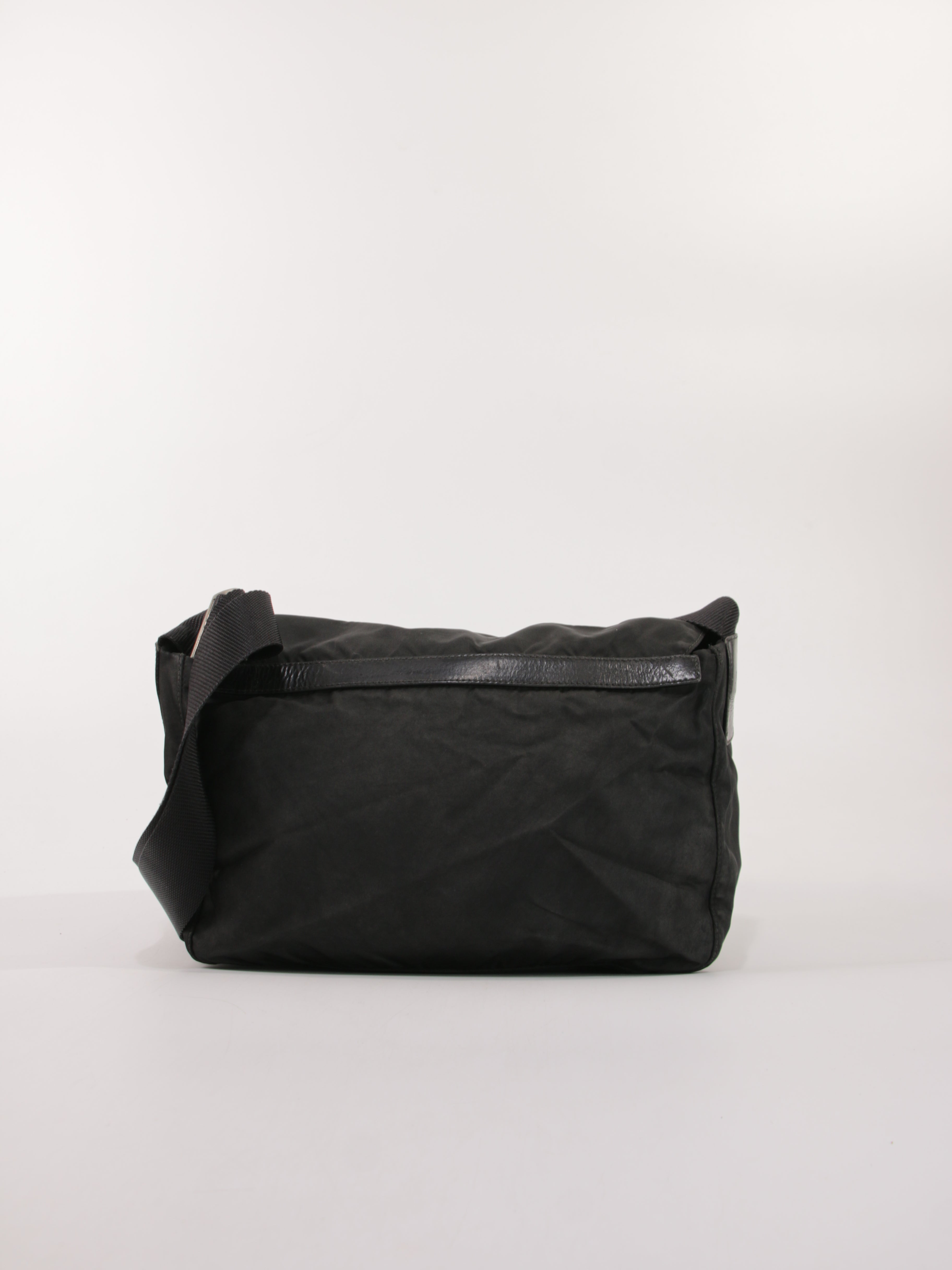Double Buckle Messenger