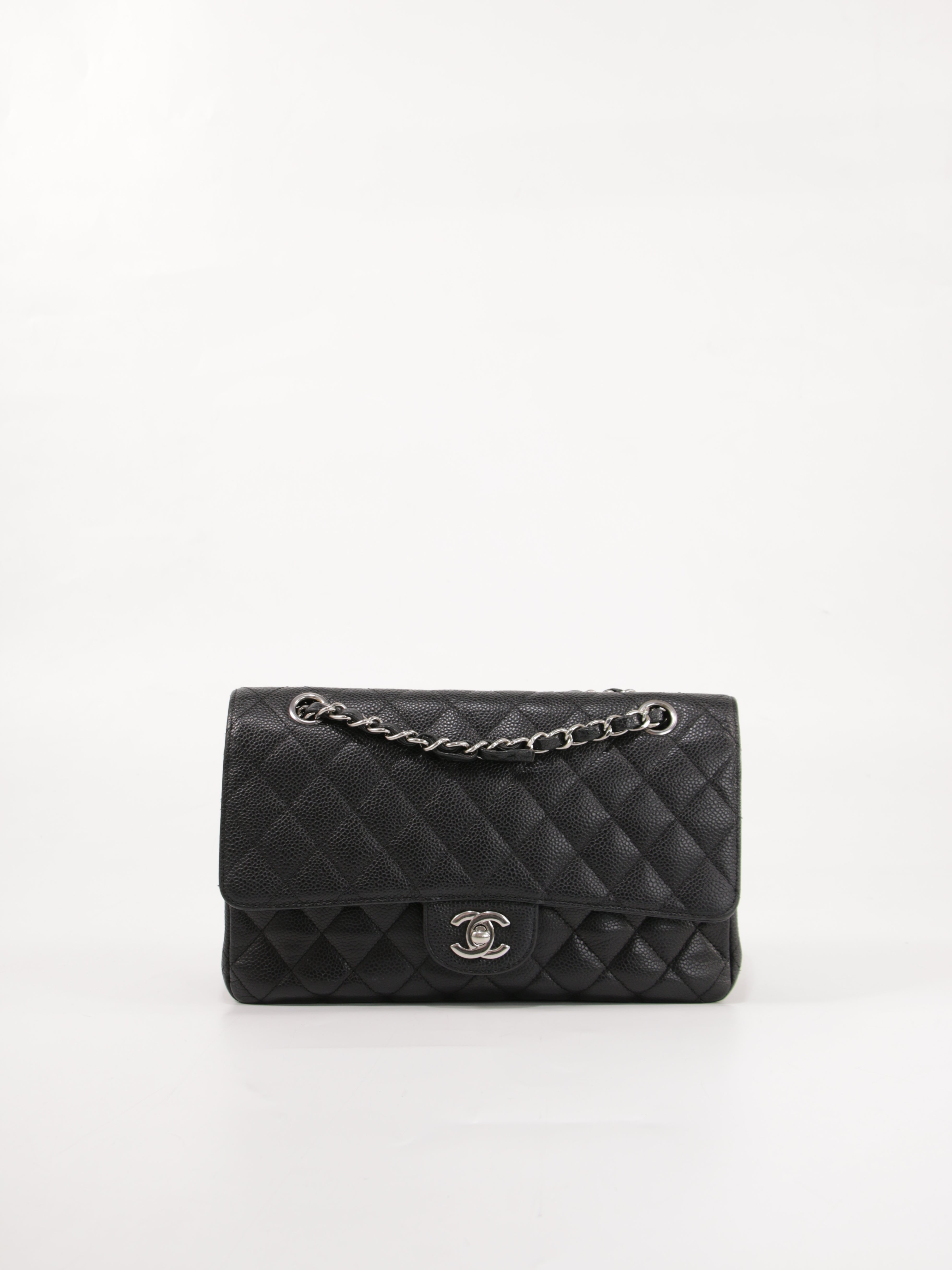 Medium Classic Flap