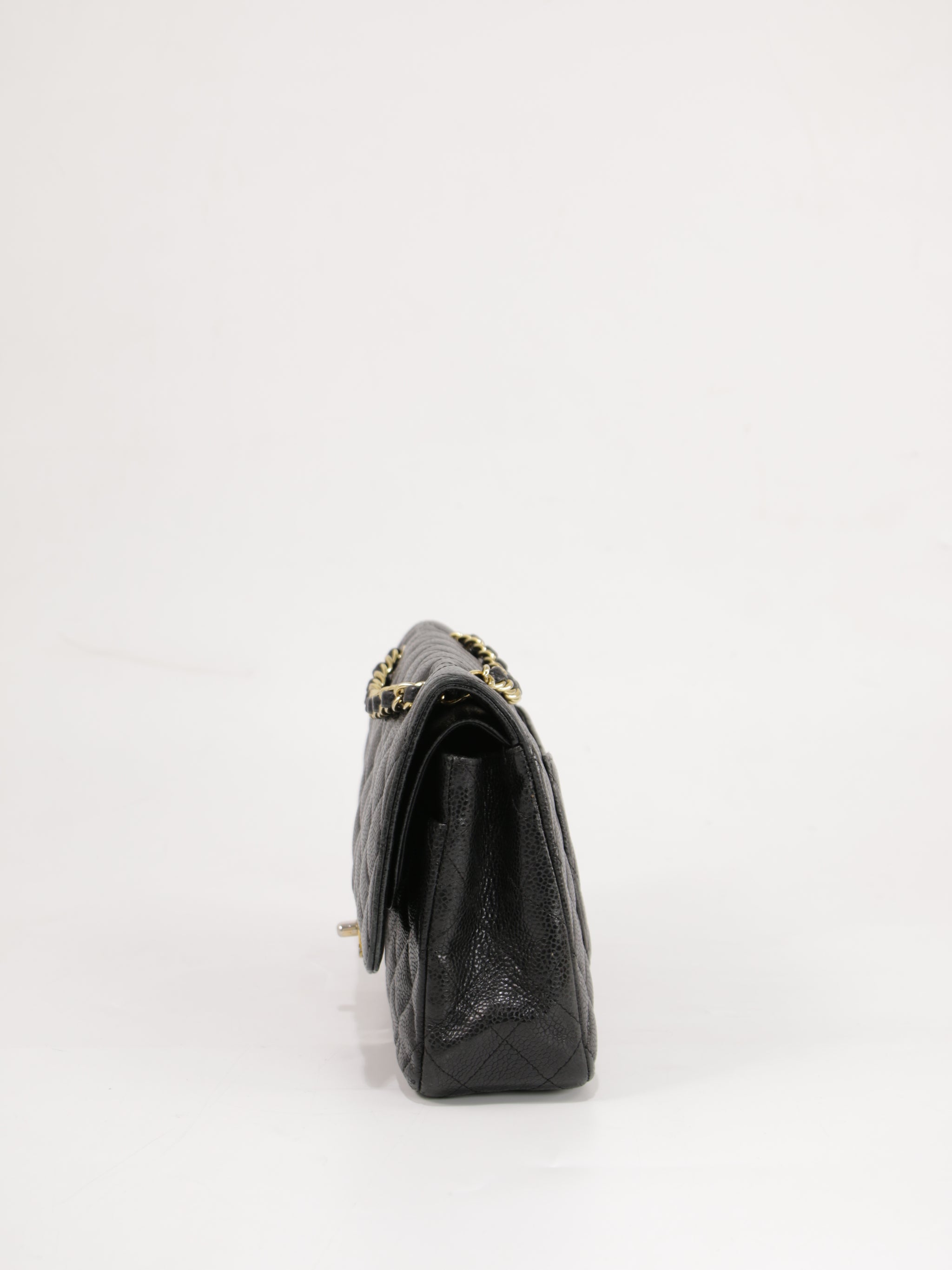 Medium Classic Flap