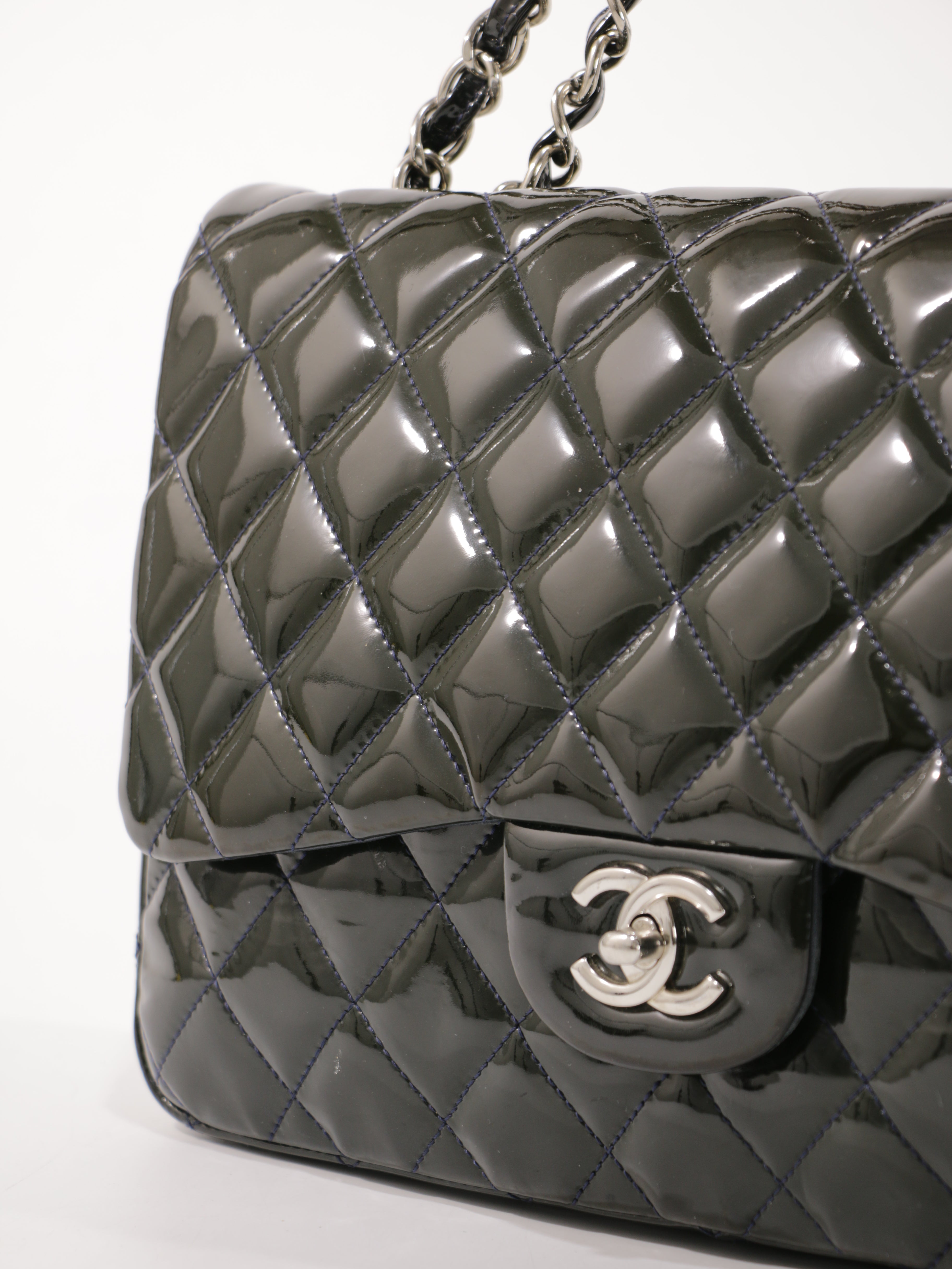 Jumbo Classic Flap