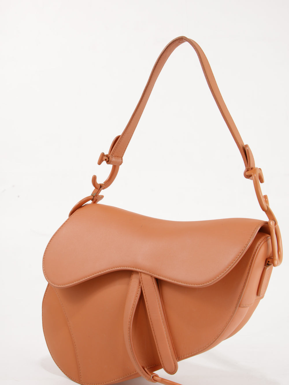 Saddle
