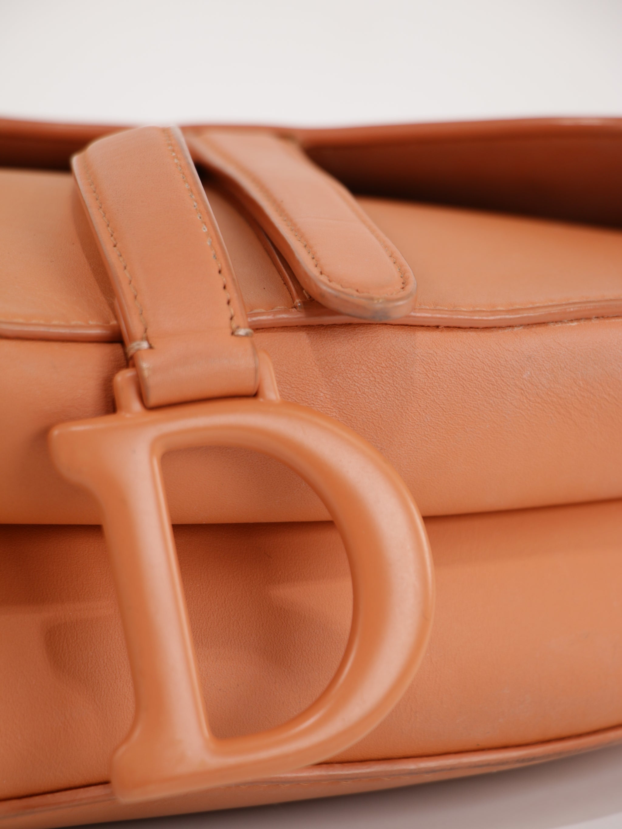 Saddle