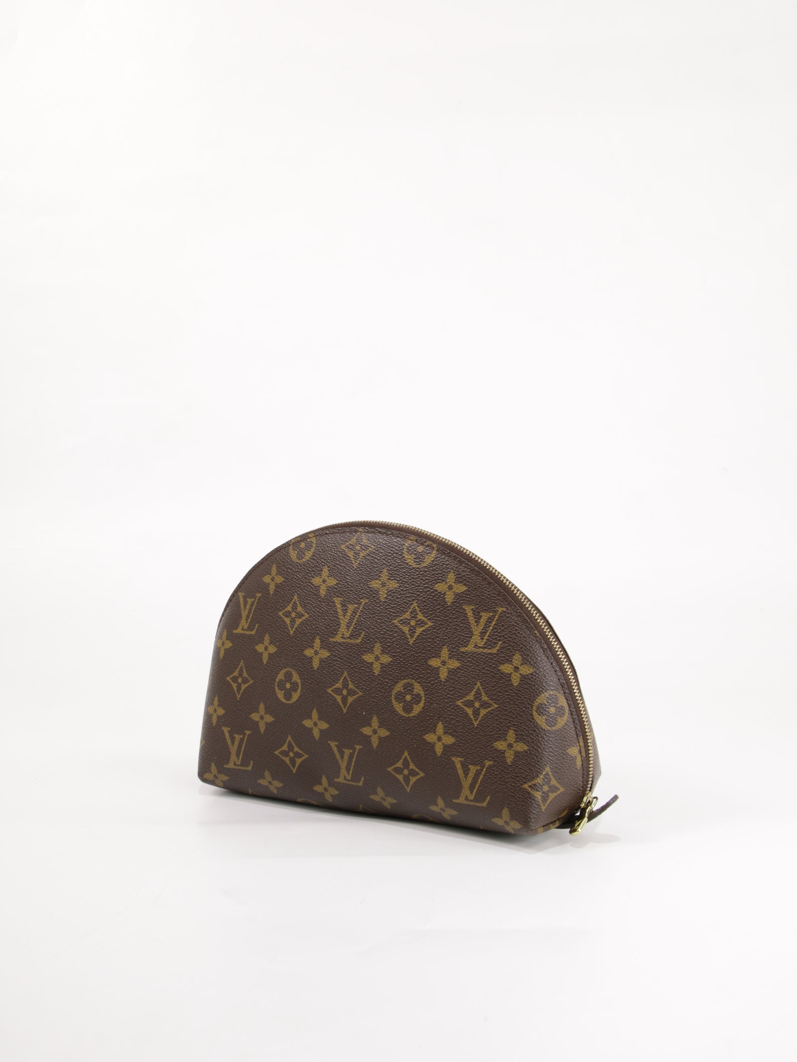 Cosmetic pouch
