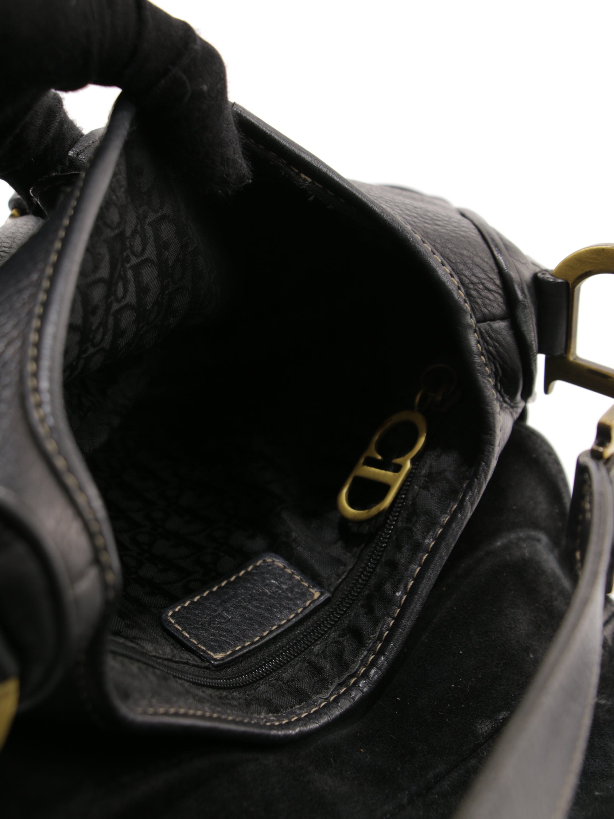 Saddle