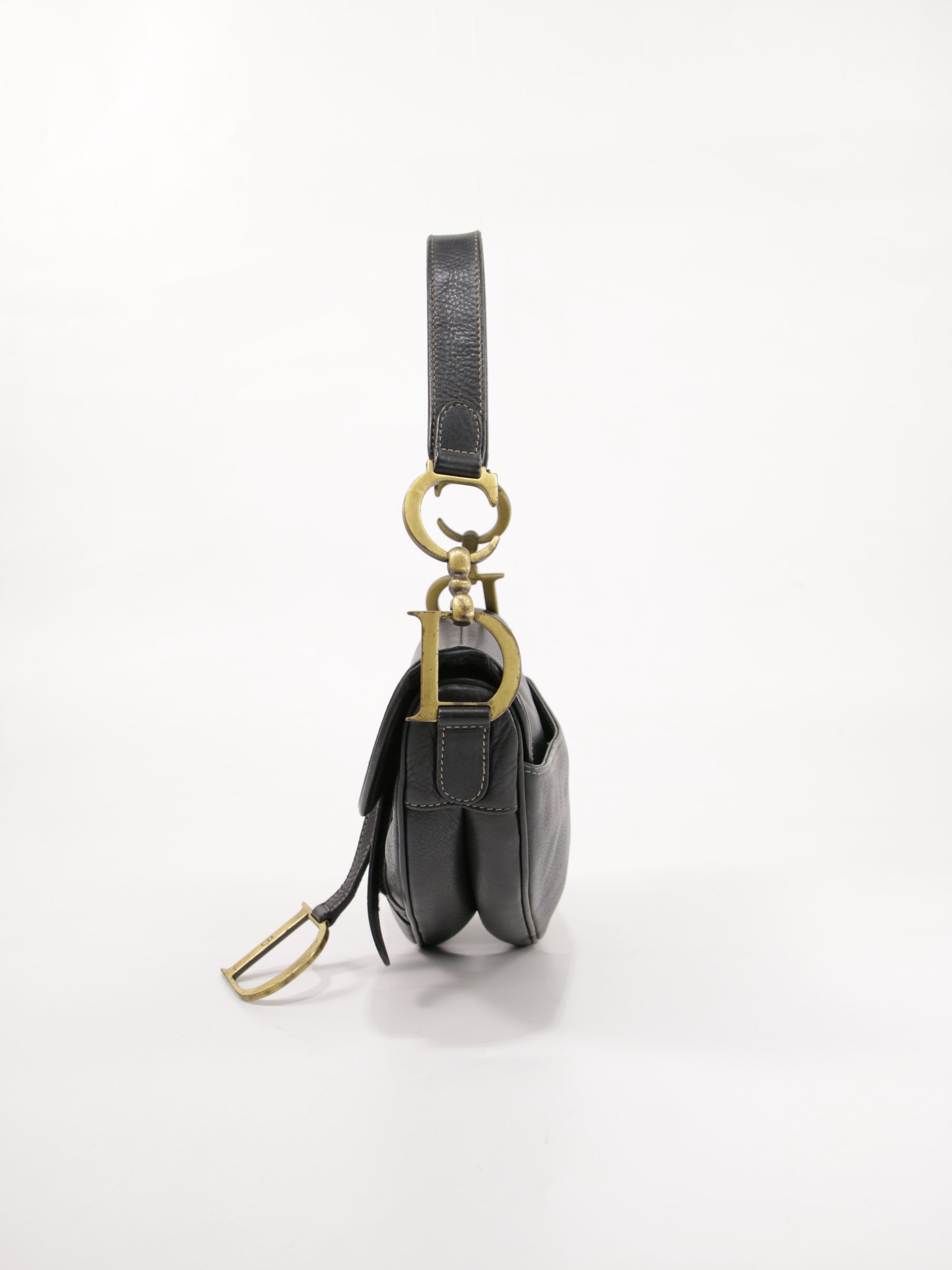 Saddle