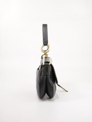 Saddle