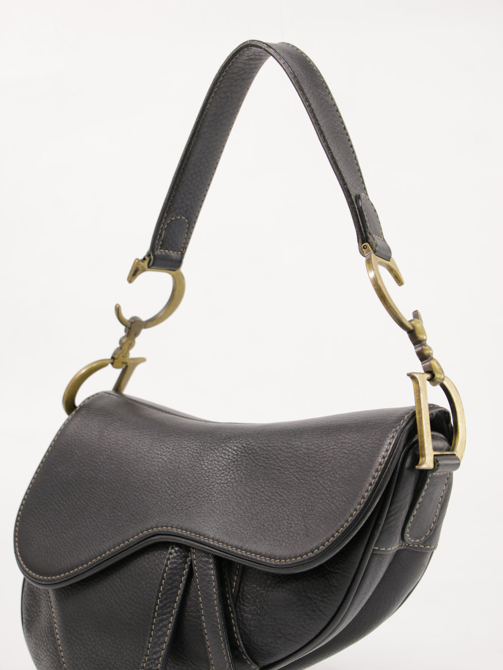 Saddle