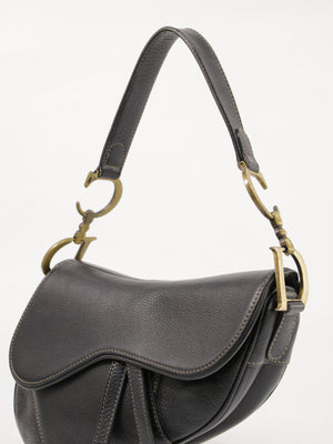 Saddle