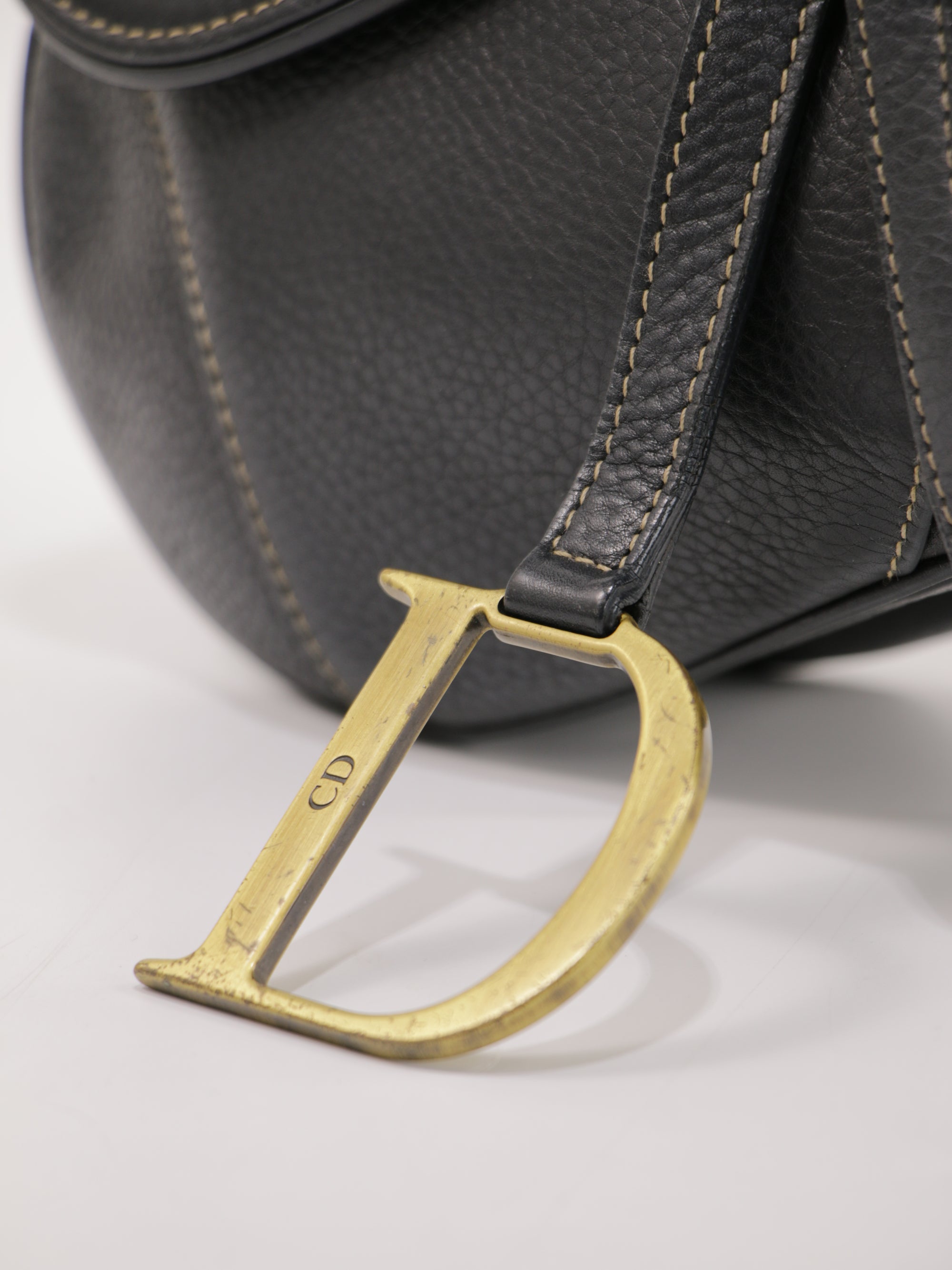 Saddle