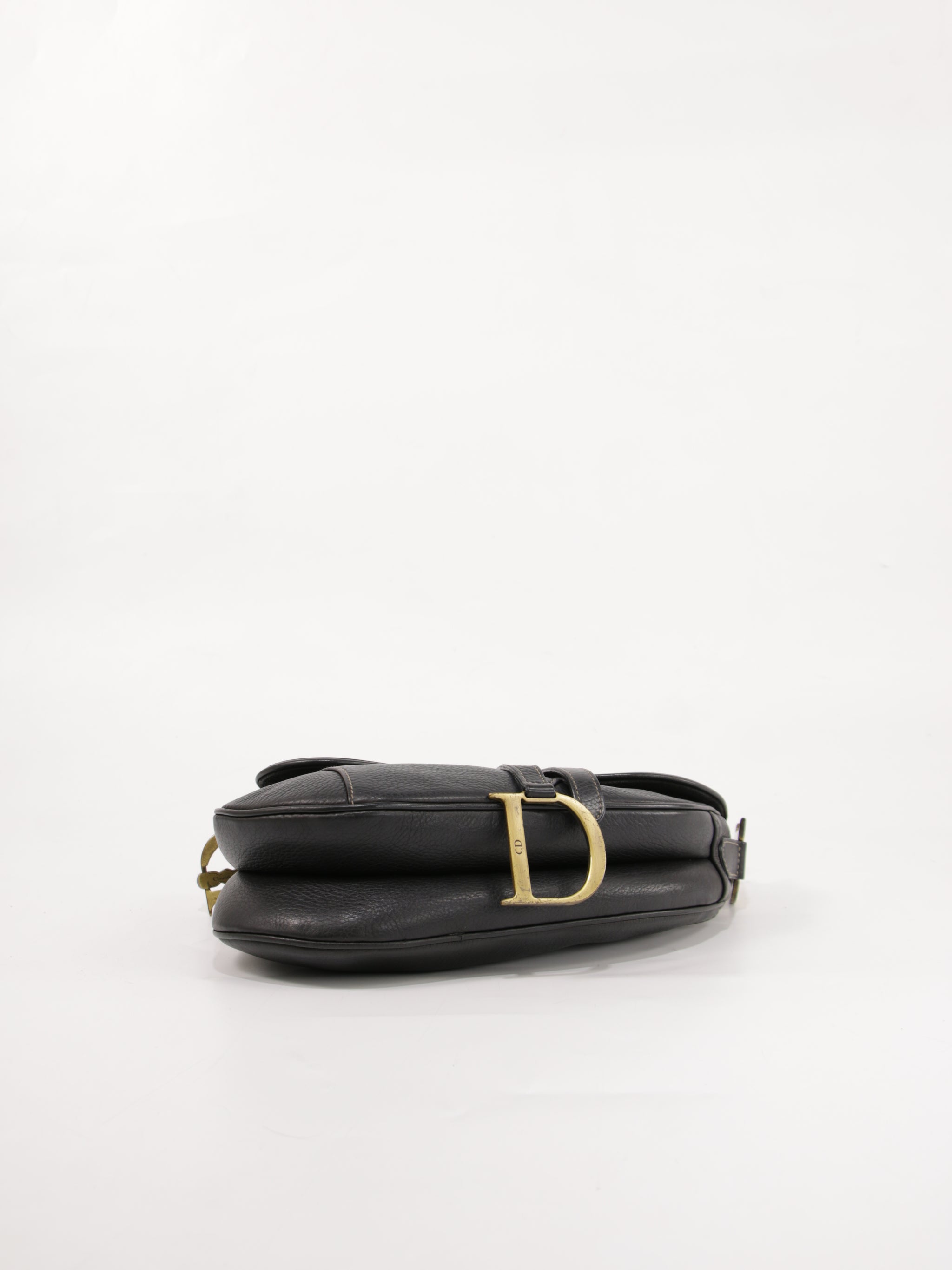 Saddle