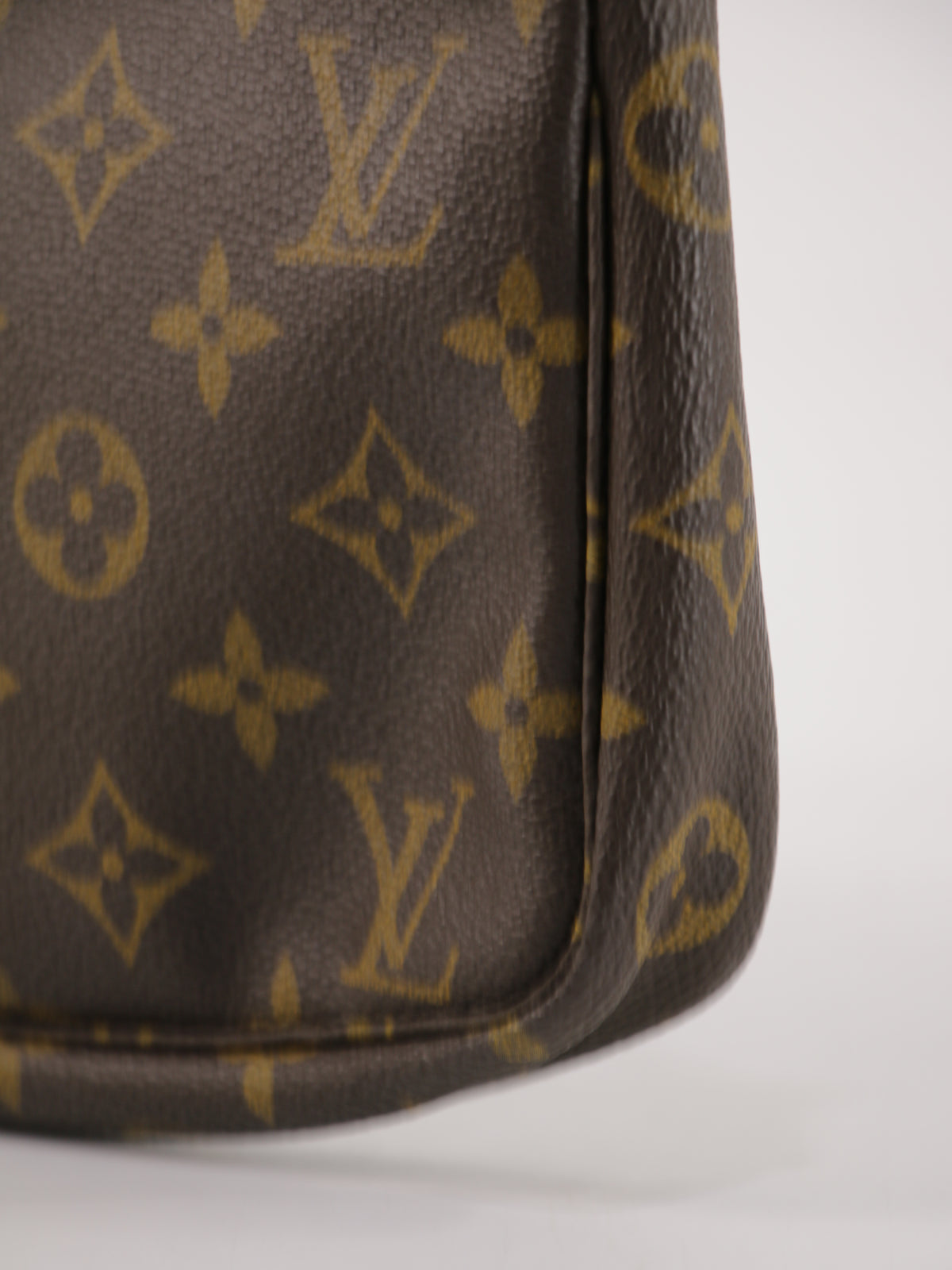 Louis Vuitton Accessories Pochette