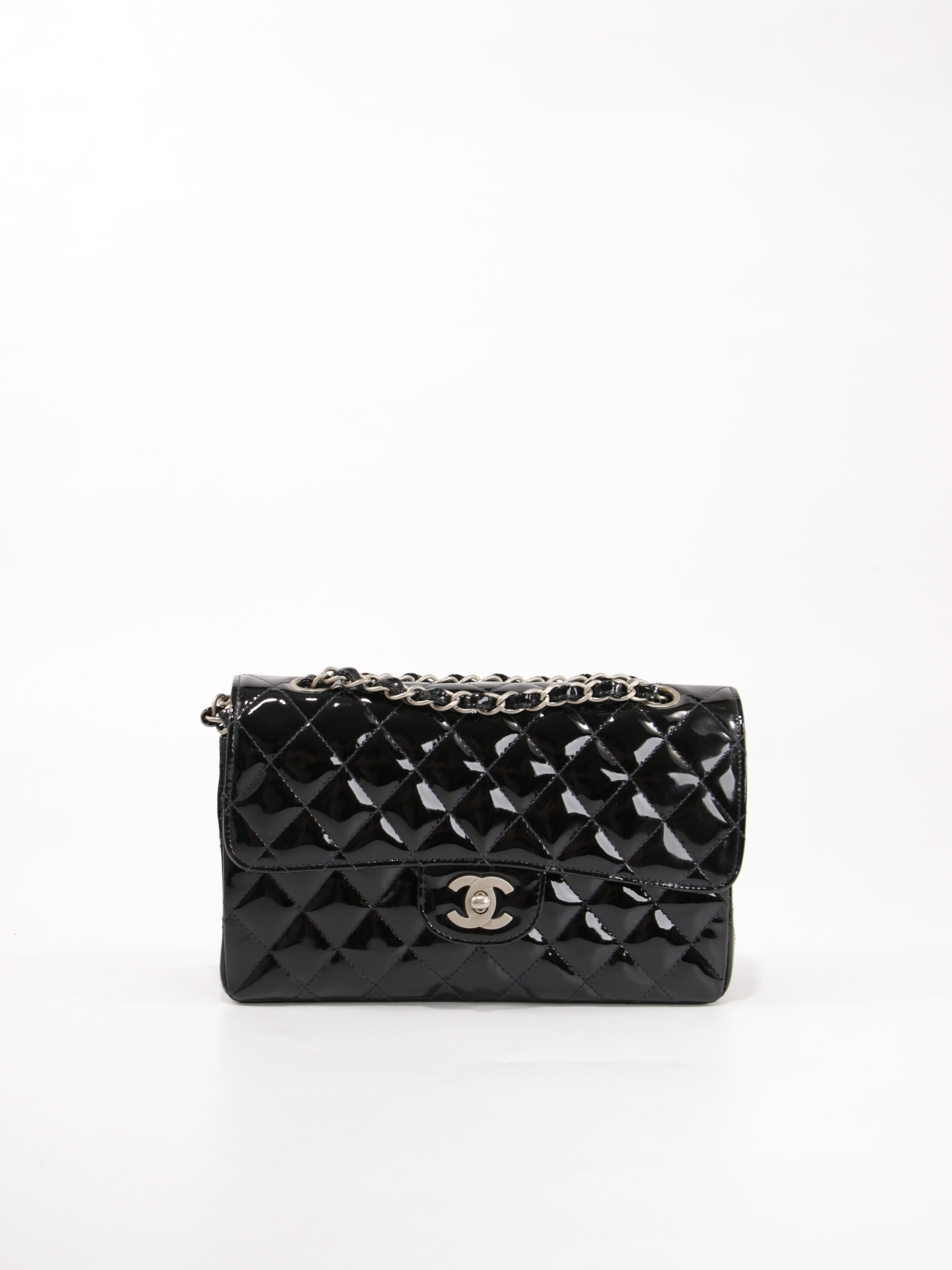 Small Classic Flap