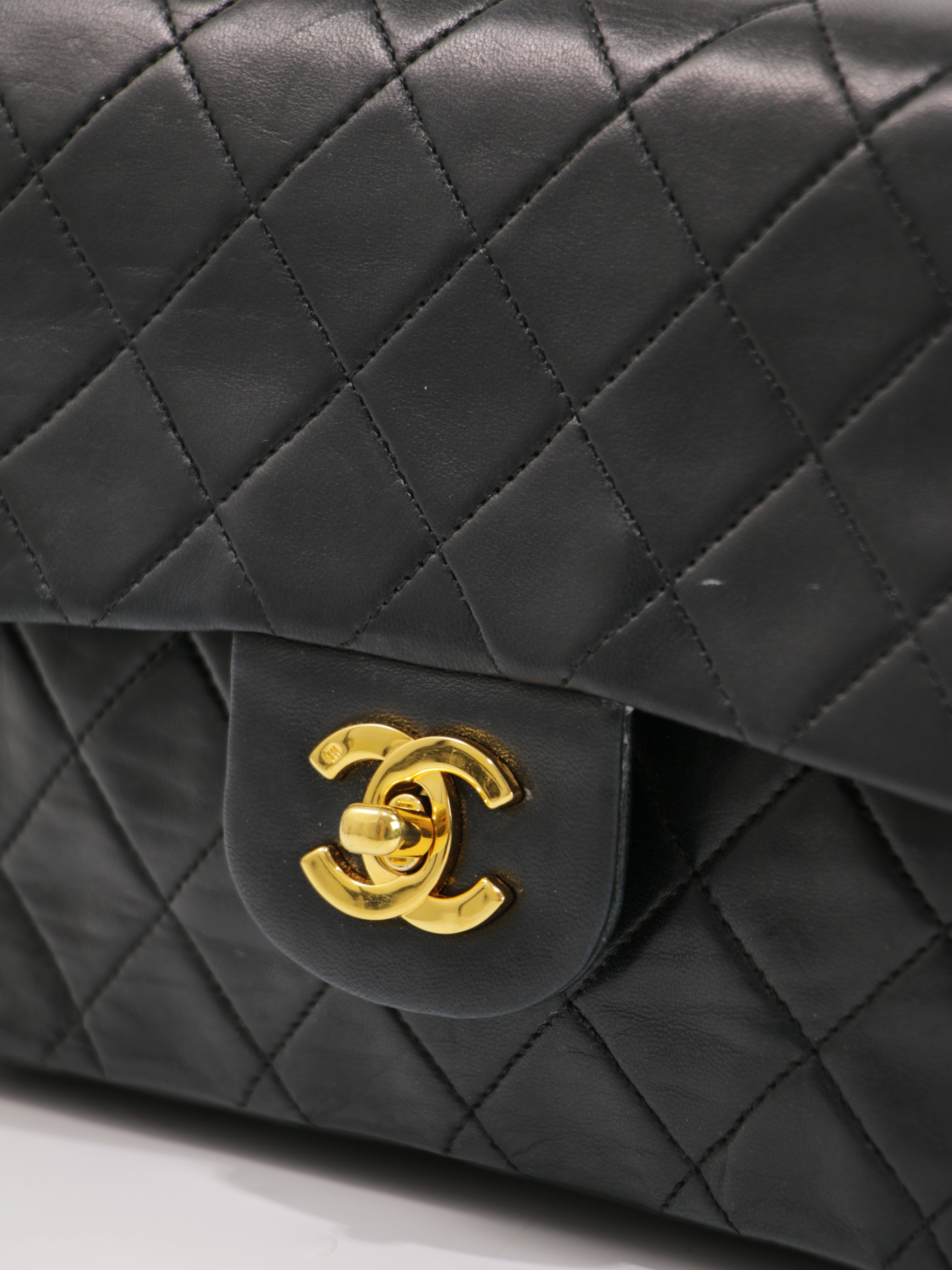 Small Classic Flap