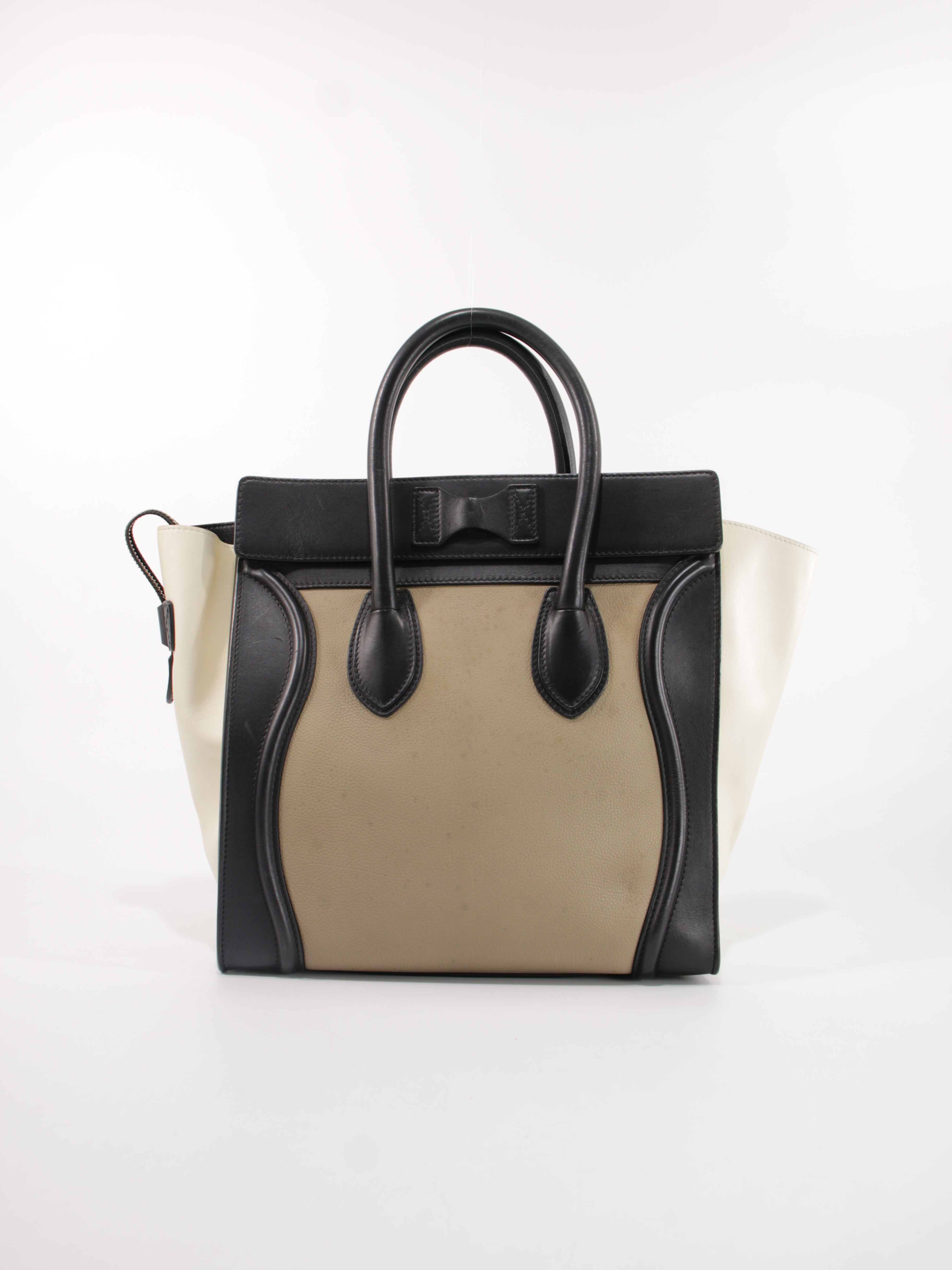 Medium Luggage