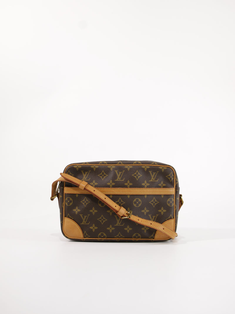 LOUIS VUITTON CROSSBODY BAGS