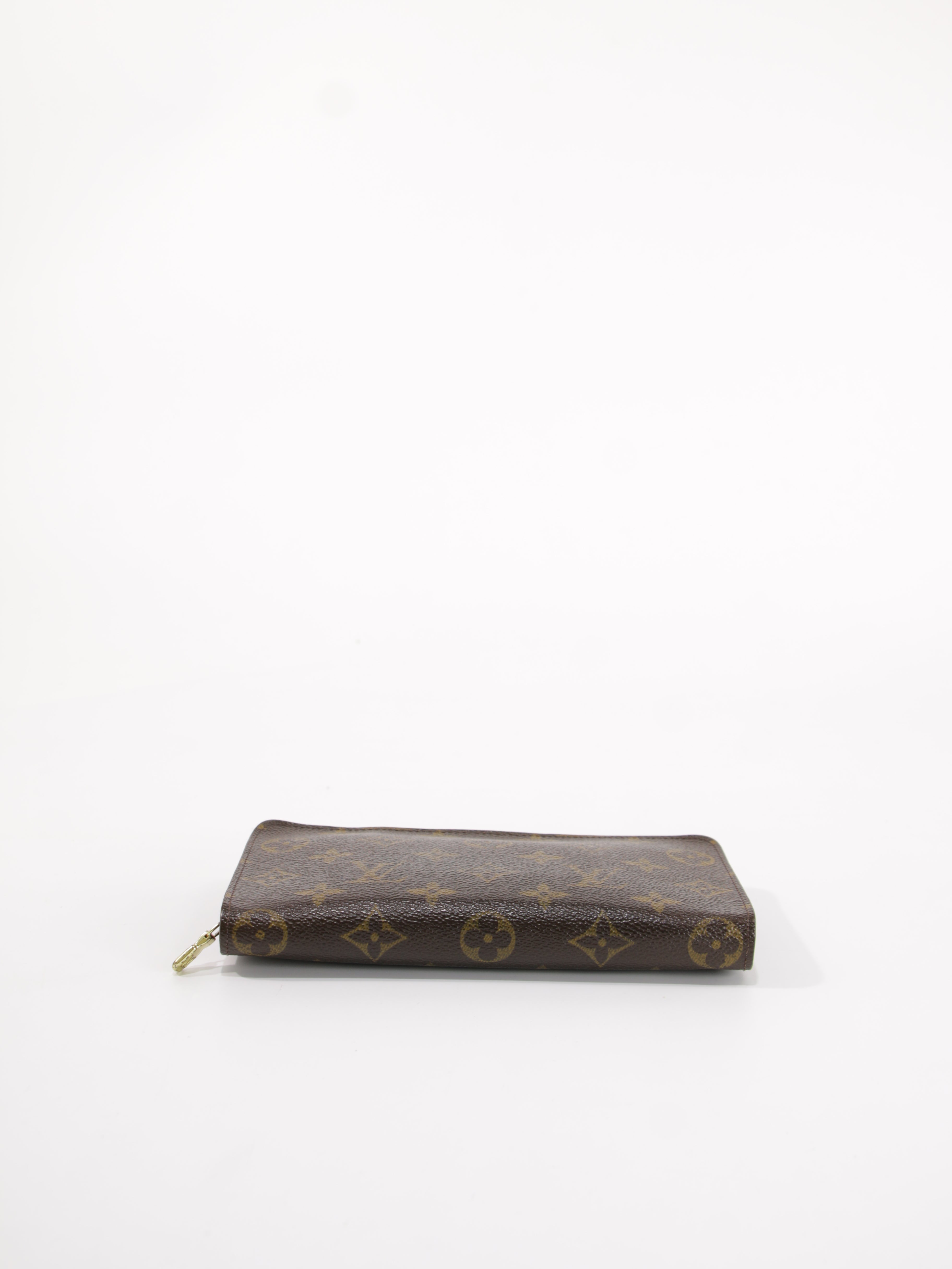Long Zippy Wallet