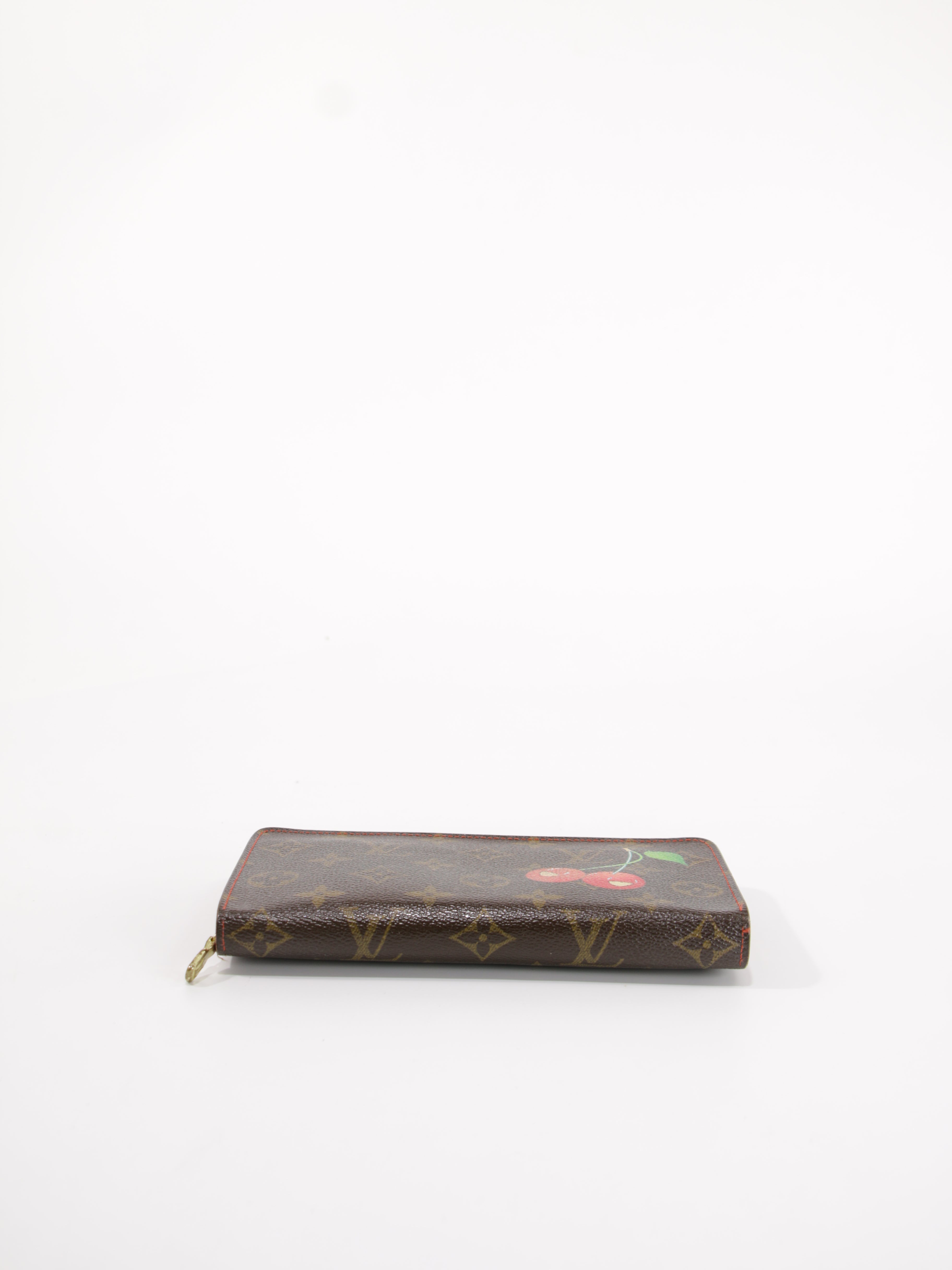 Long Zippy Wallet