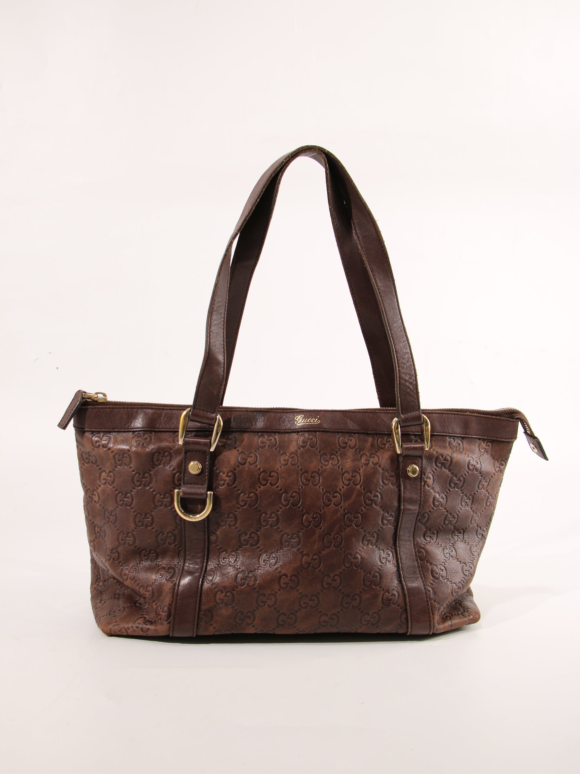 Abbey zip tote