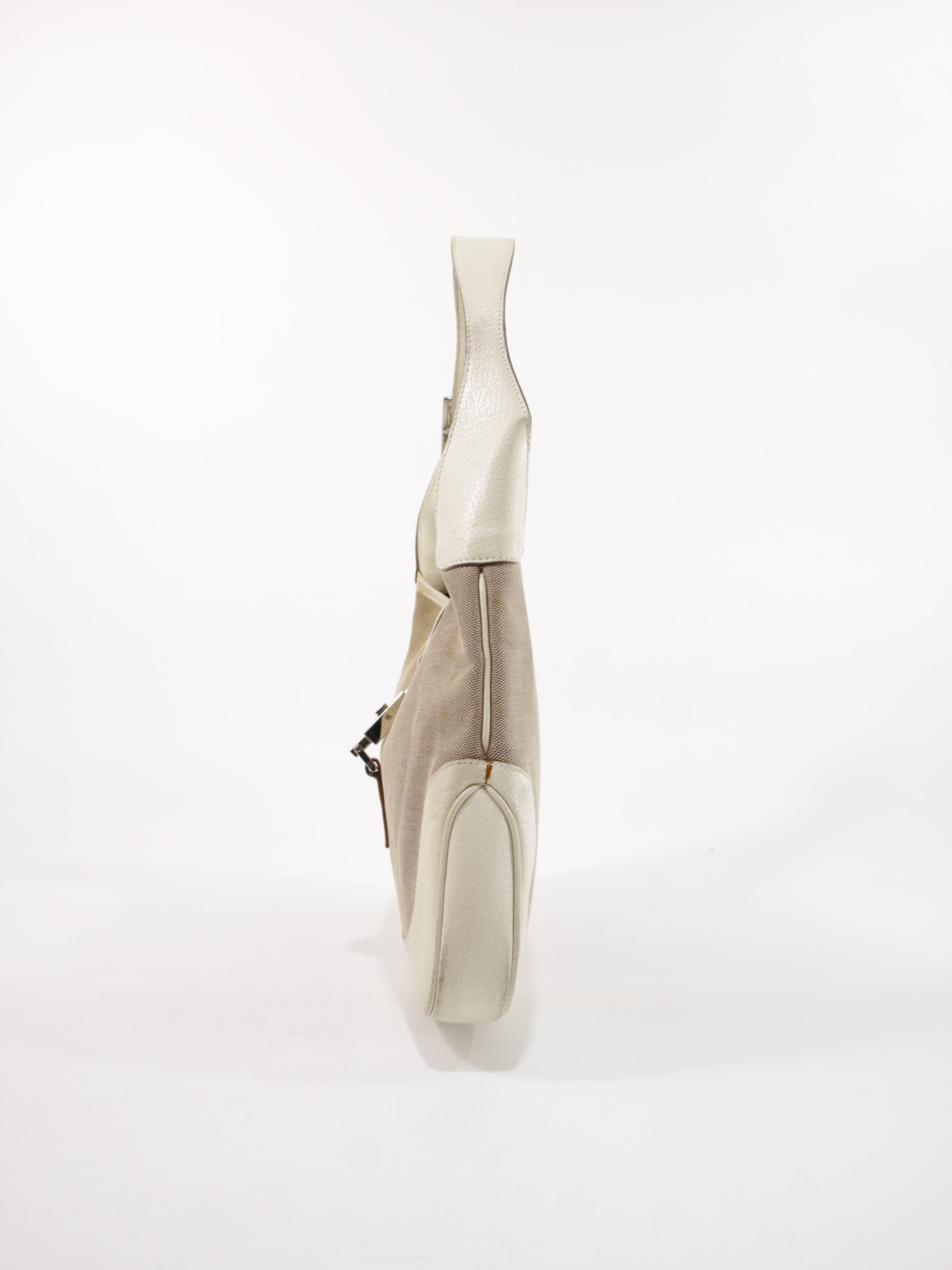 Medium Jackie