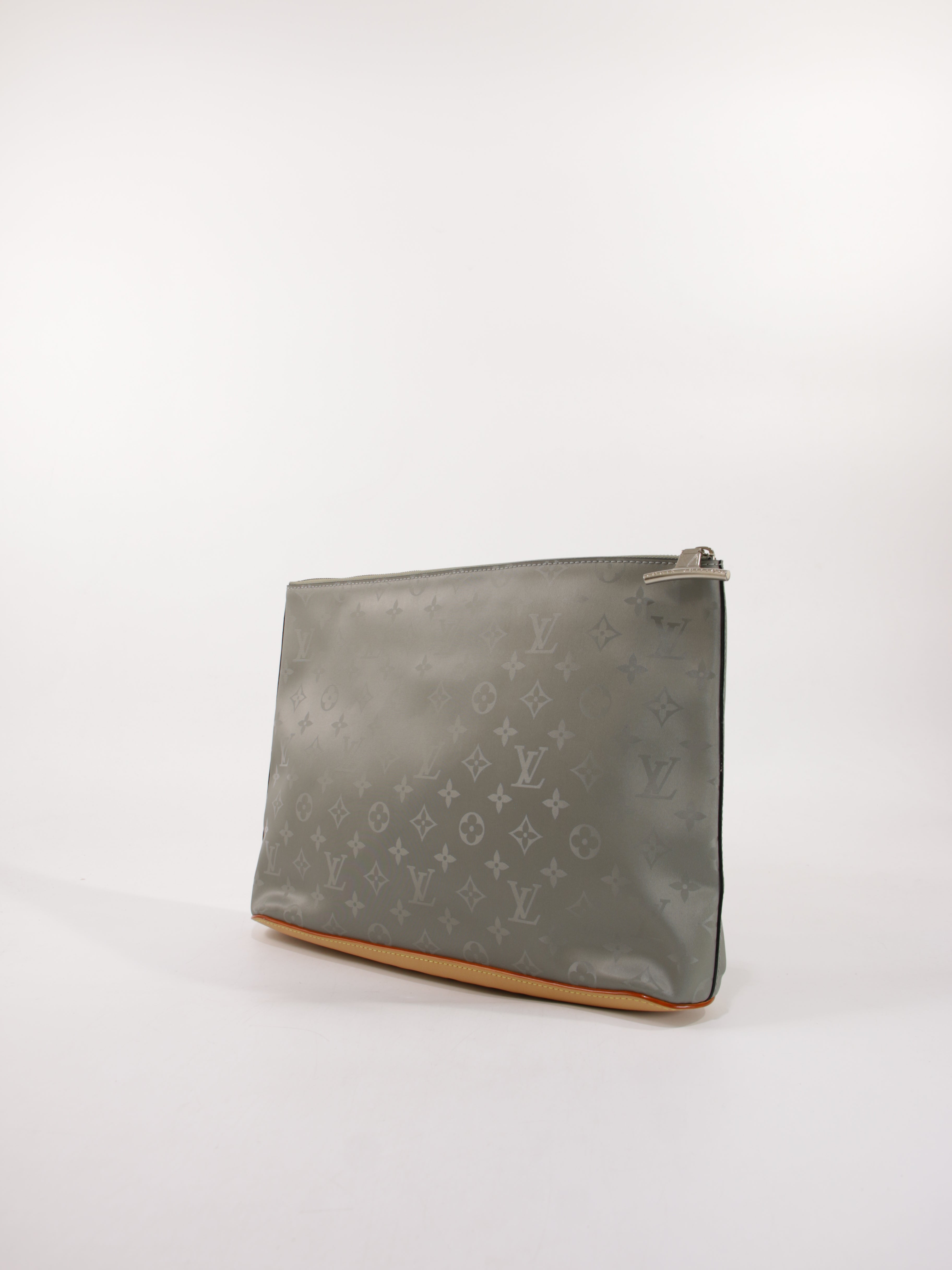 Pouch