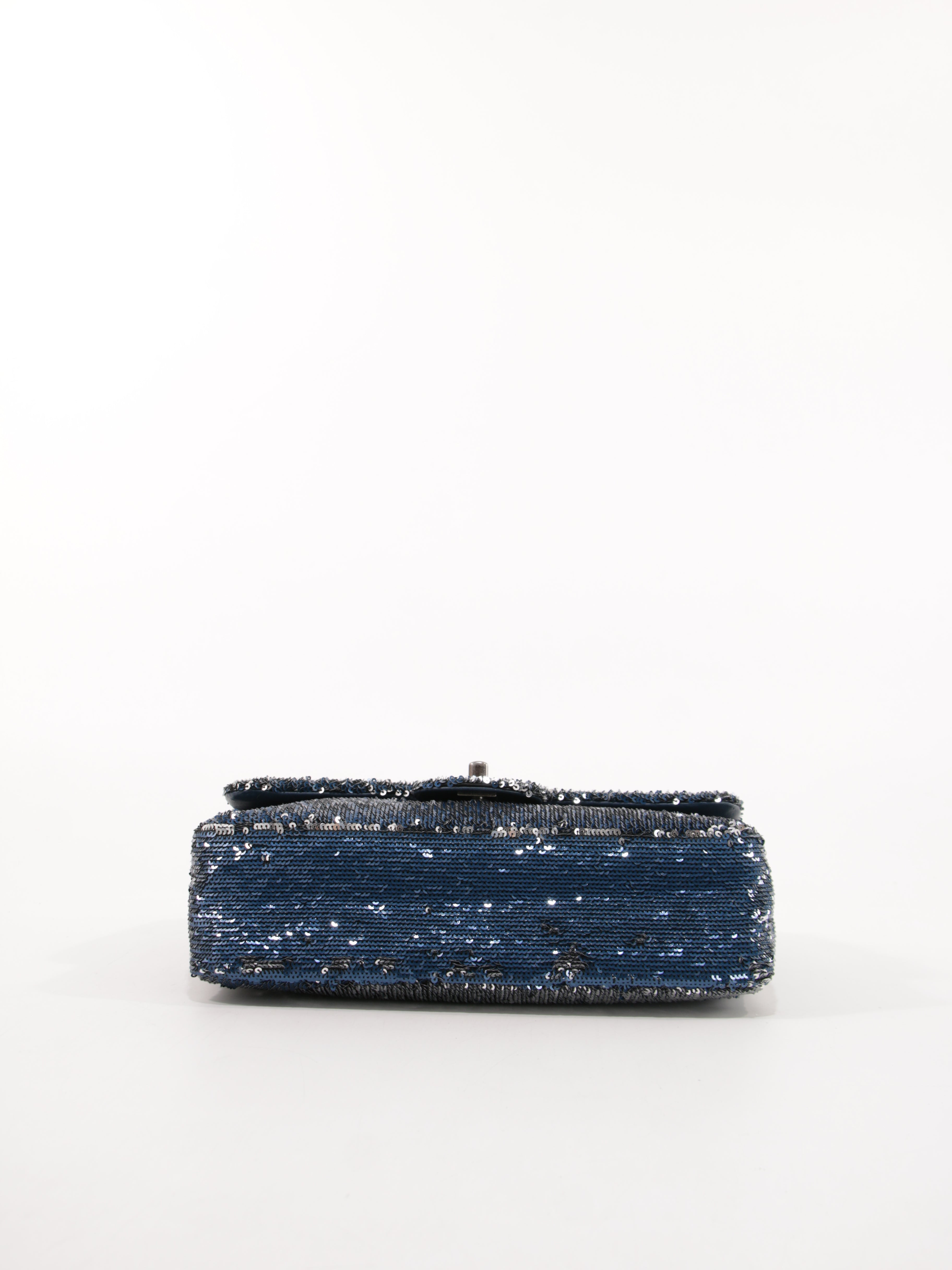 Medium Single Flap