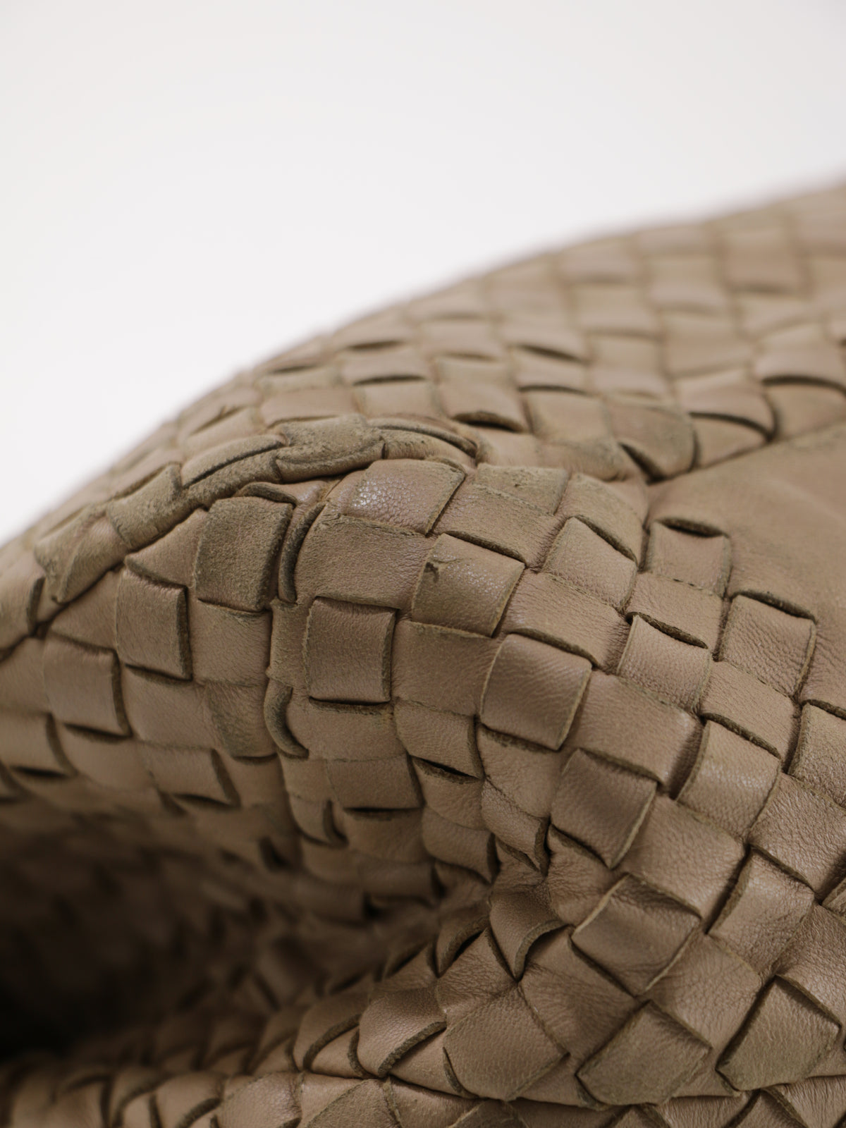 Bottega Veneta Medium Campana Hobo