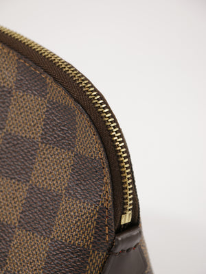 Cosmetic pouch