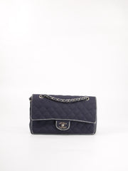 Medium Classic Flap
