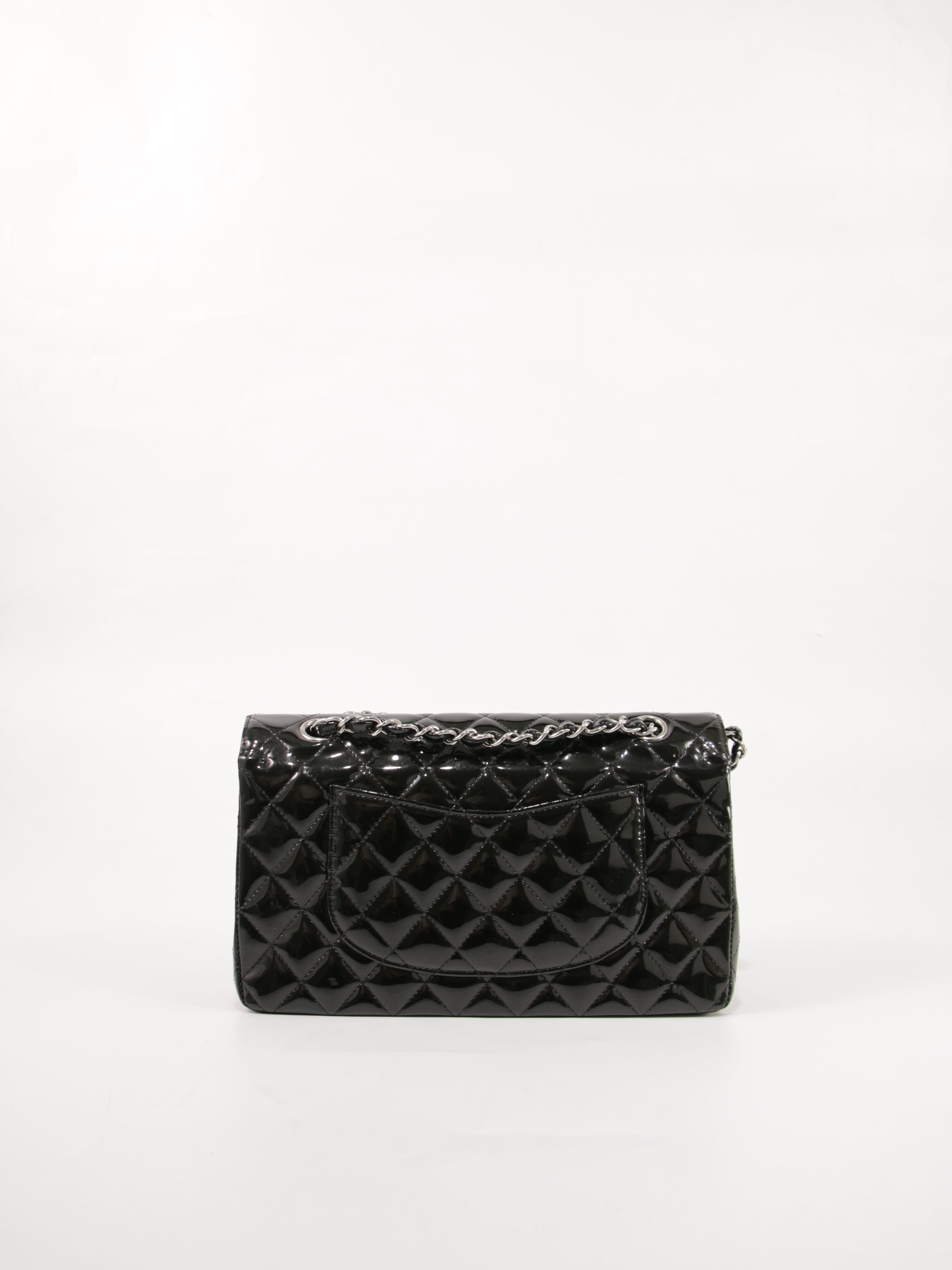 Medium Classic Flap