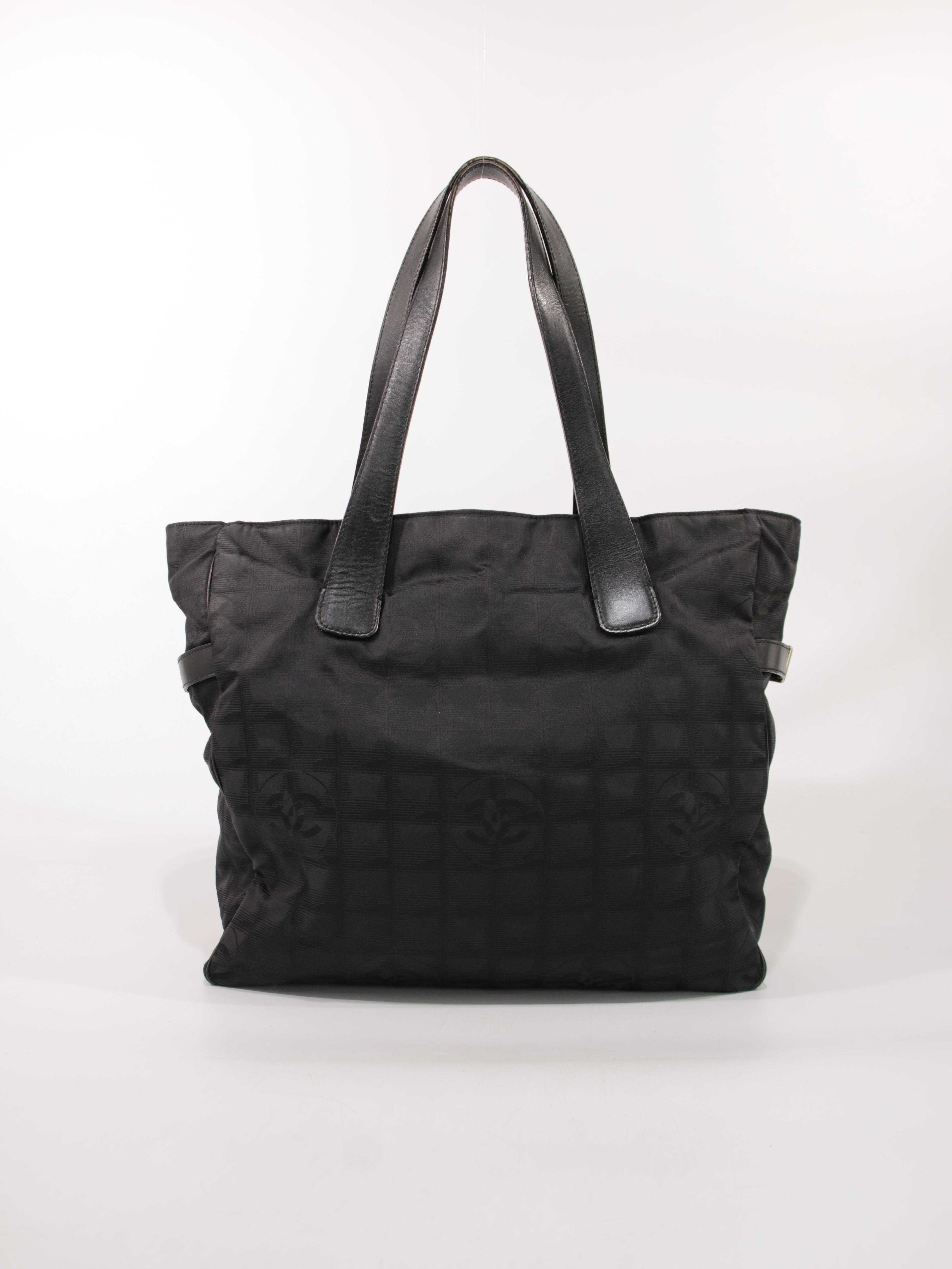 Large Travel Line Tote