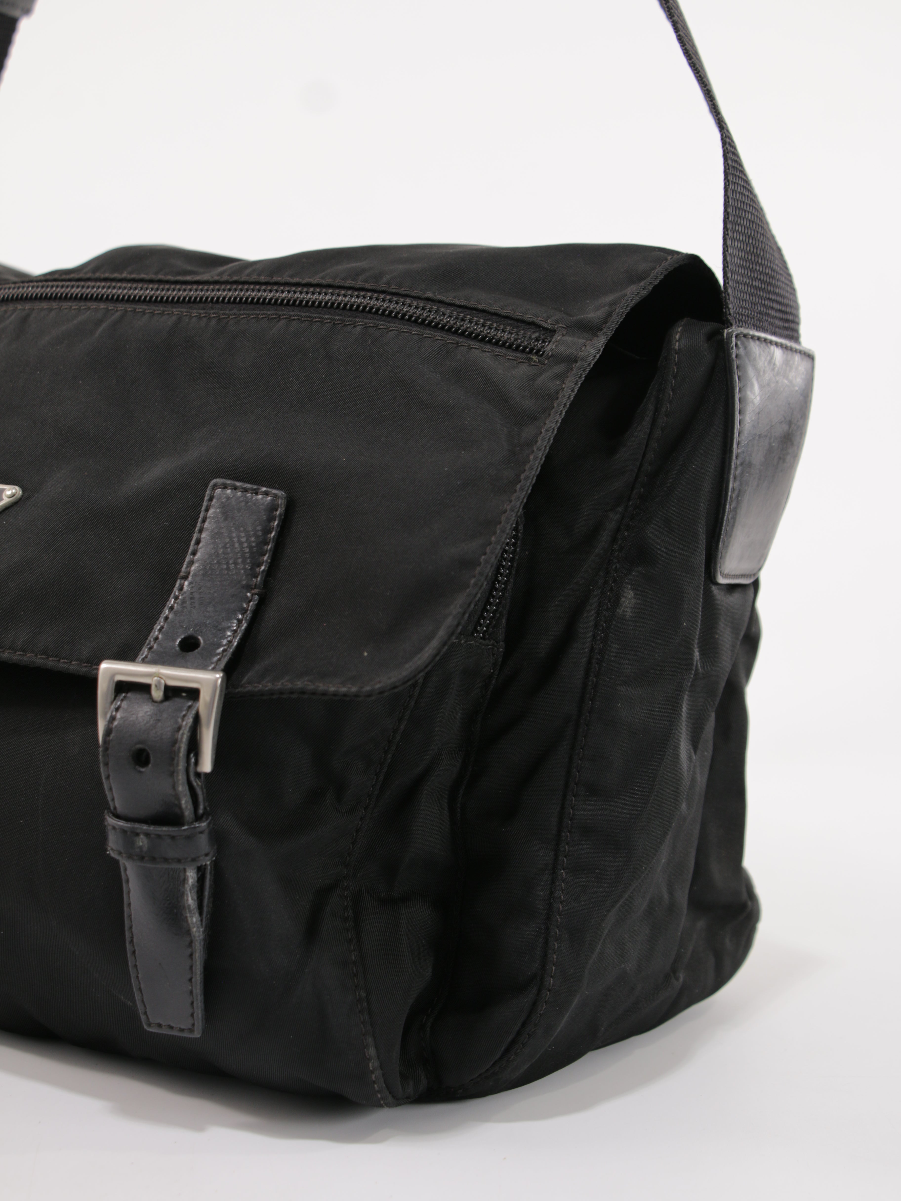 Double Buckle Messenger