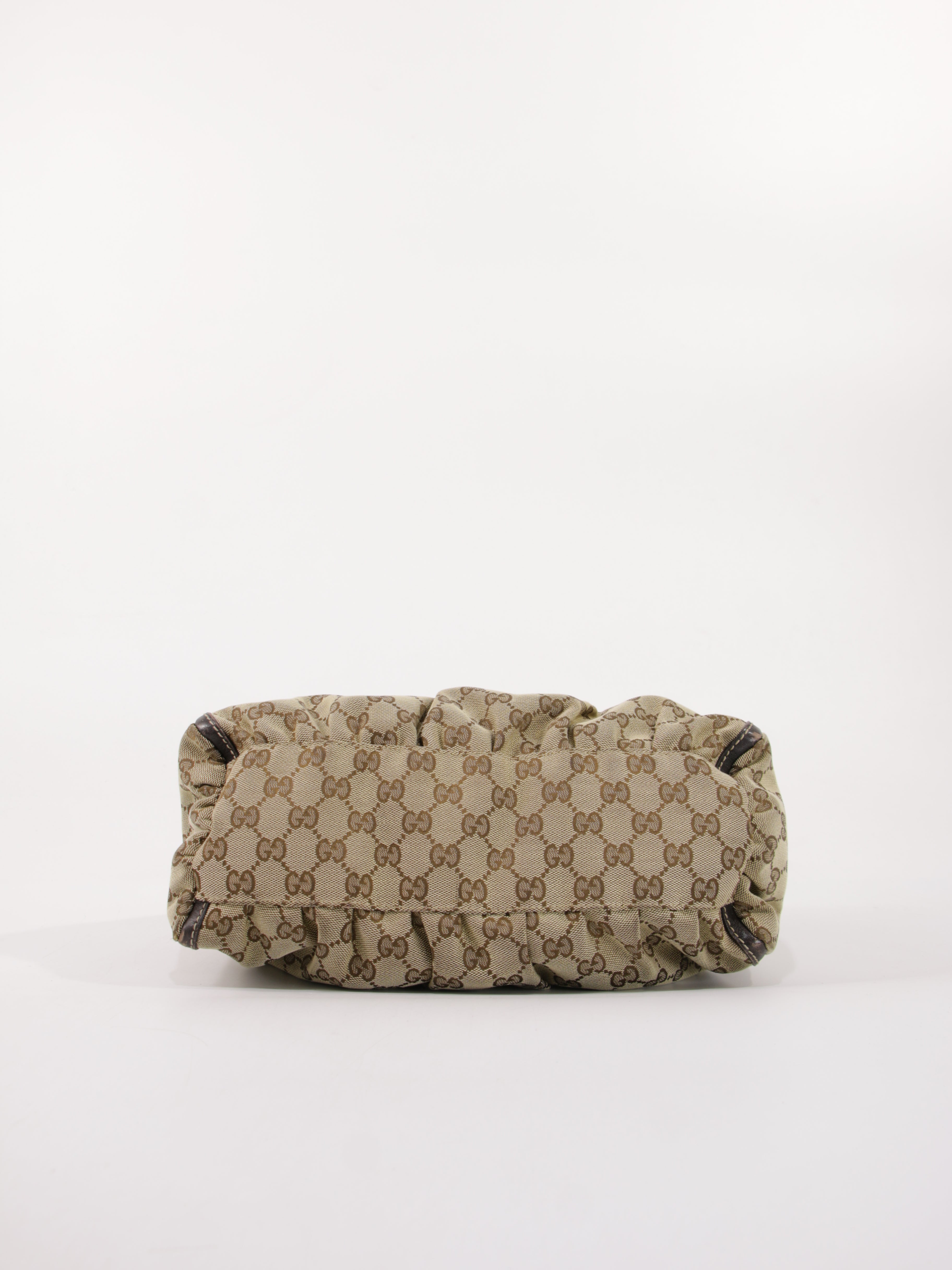 Abbey D-Ring Small
