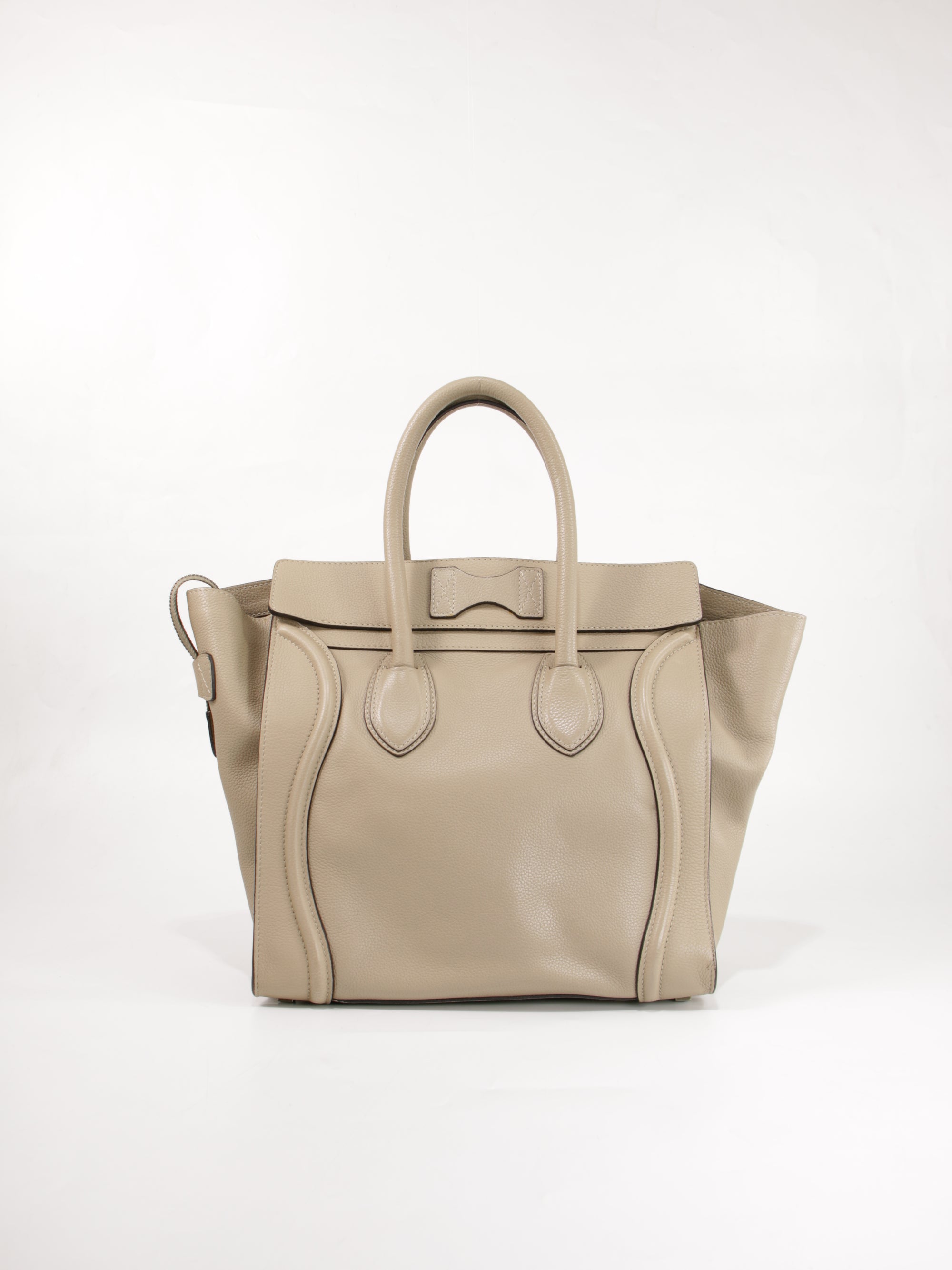 Medium luggage