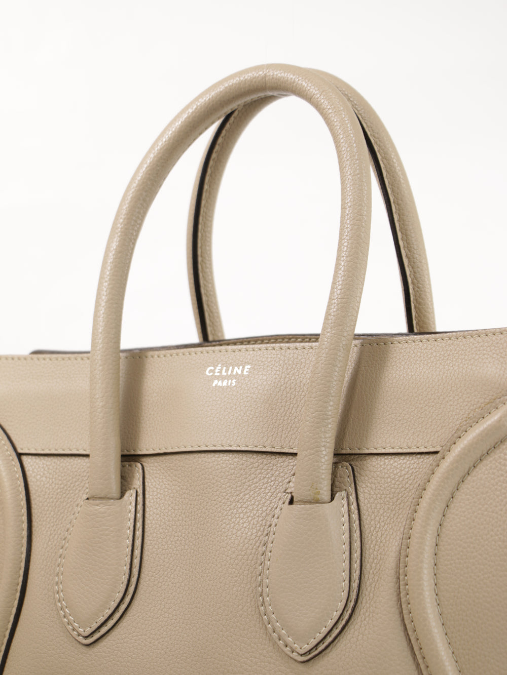 Medium luggage